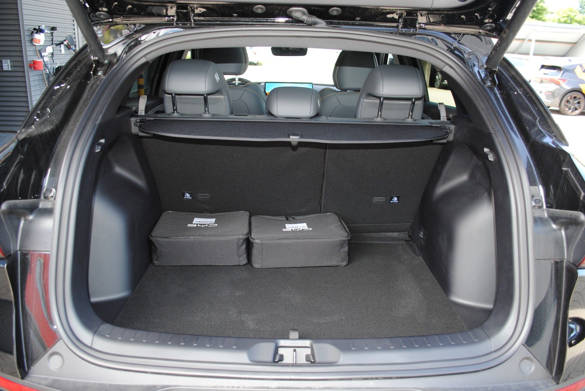 BYD Atto 3 EVO 74.8 kWh Excellence AWD-image-16