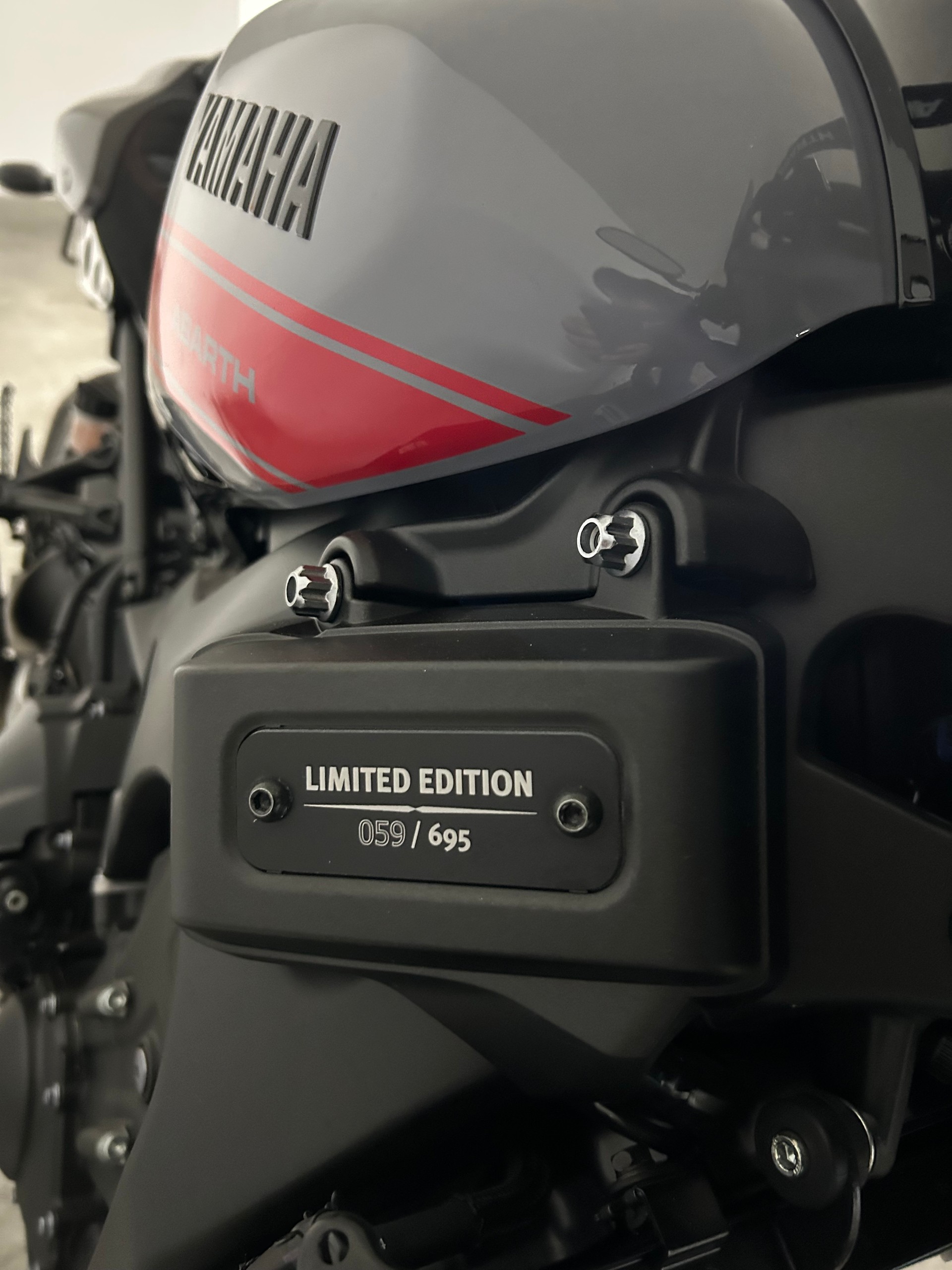 YAMAHA XSR 900 Abarth-image-4