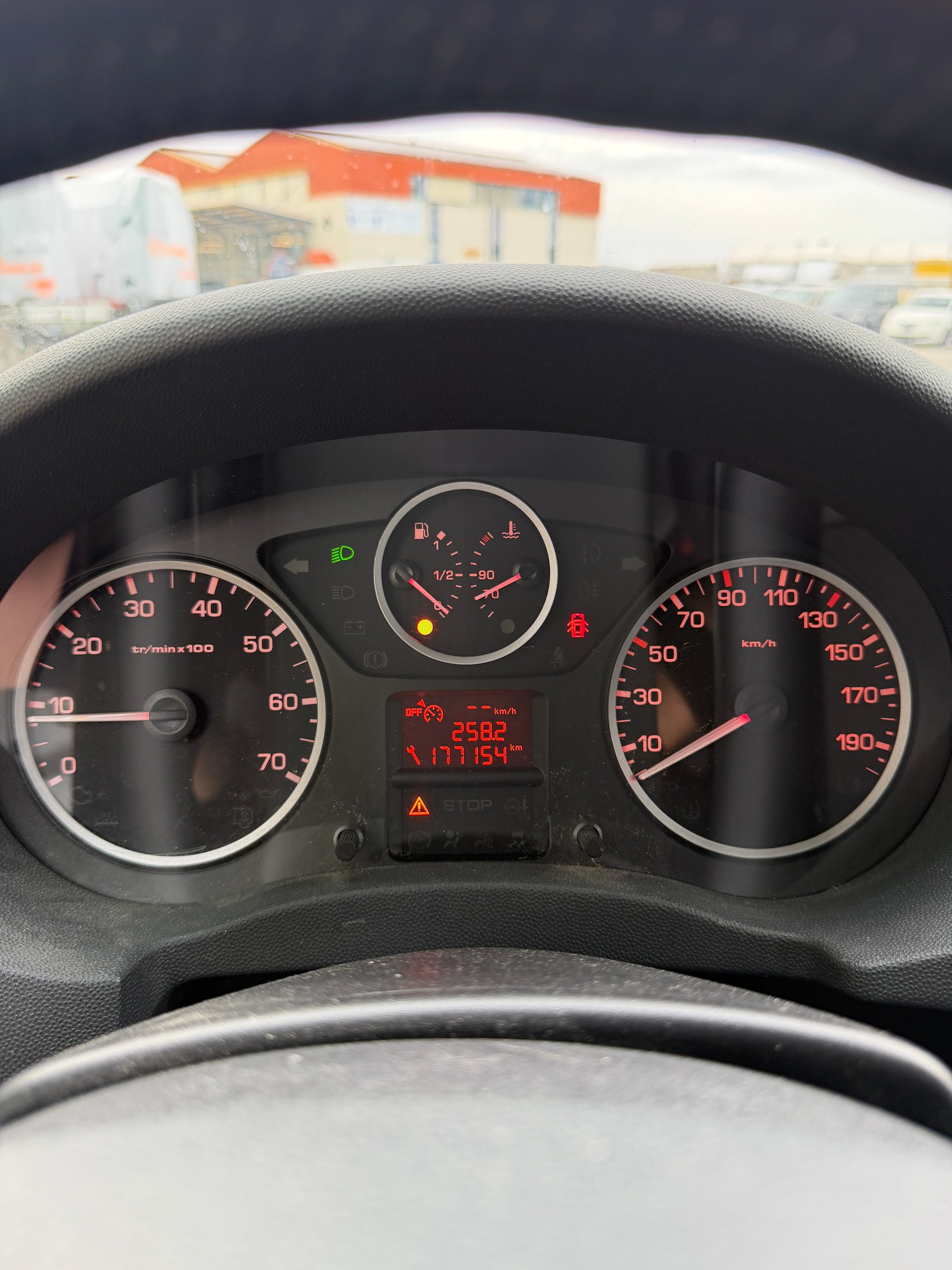 PEUGEOT Expert Tepee 2.0 HDi Shuttle L2-image-11