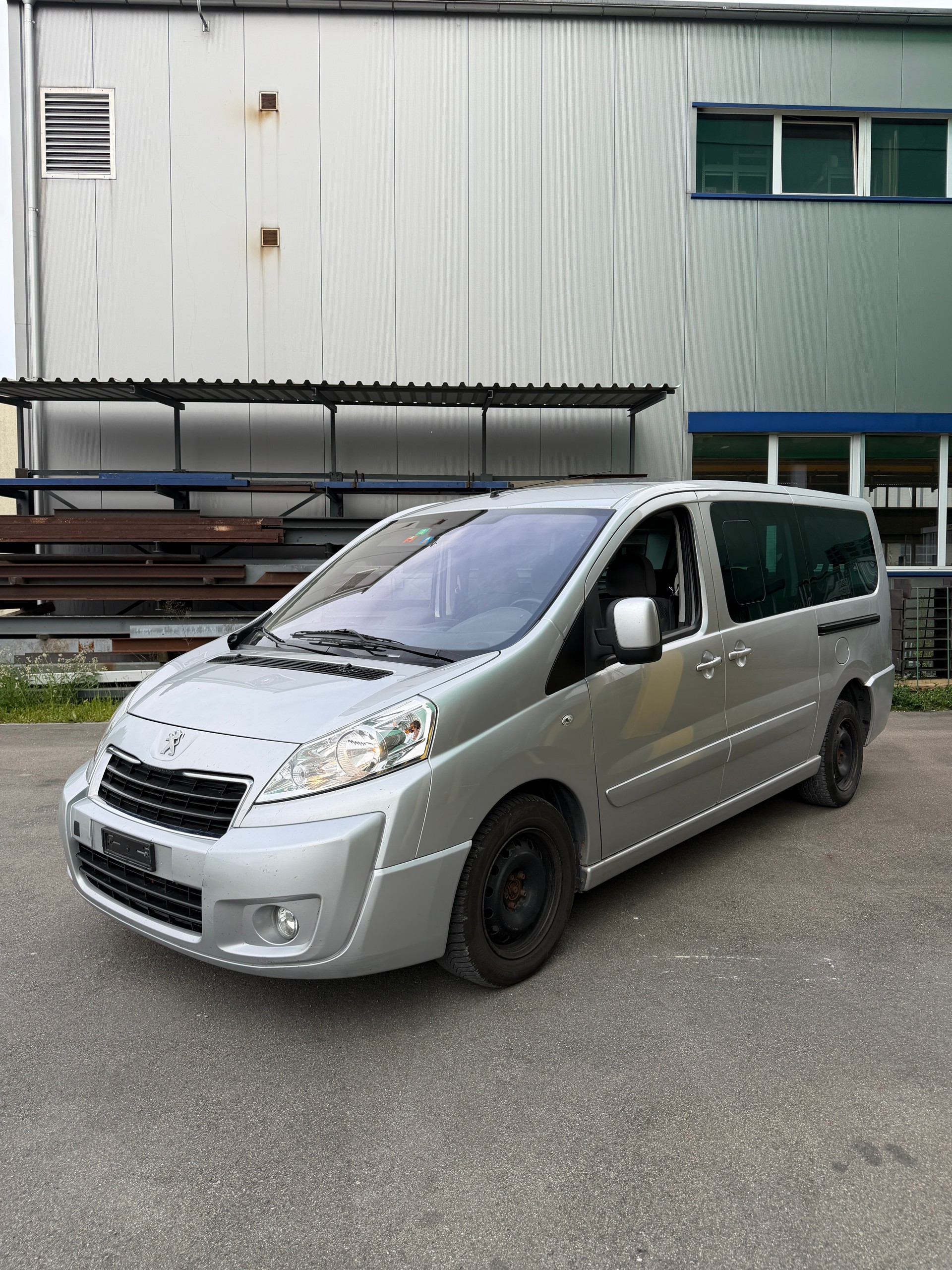 PEUGEOT Expert Tepee 2.0 HDi Shuttle L2-image-2