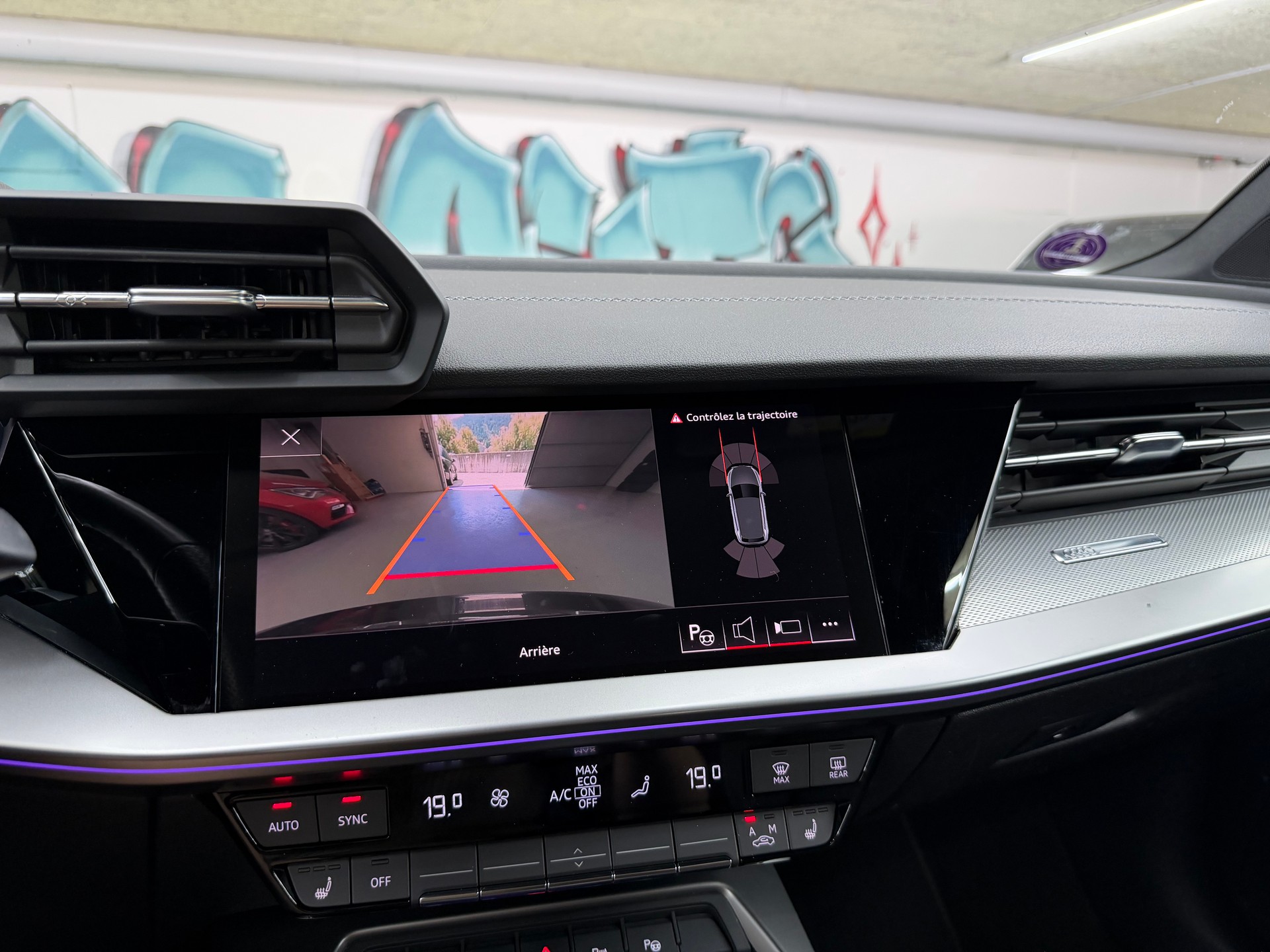 AUDI A3 Sportback 35 TFSI S line S-tronic-image-15