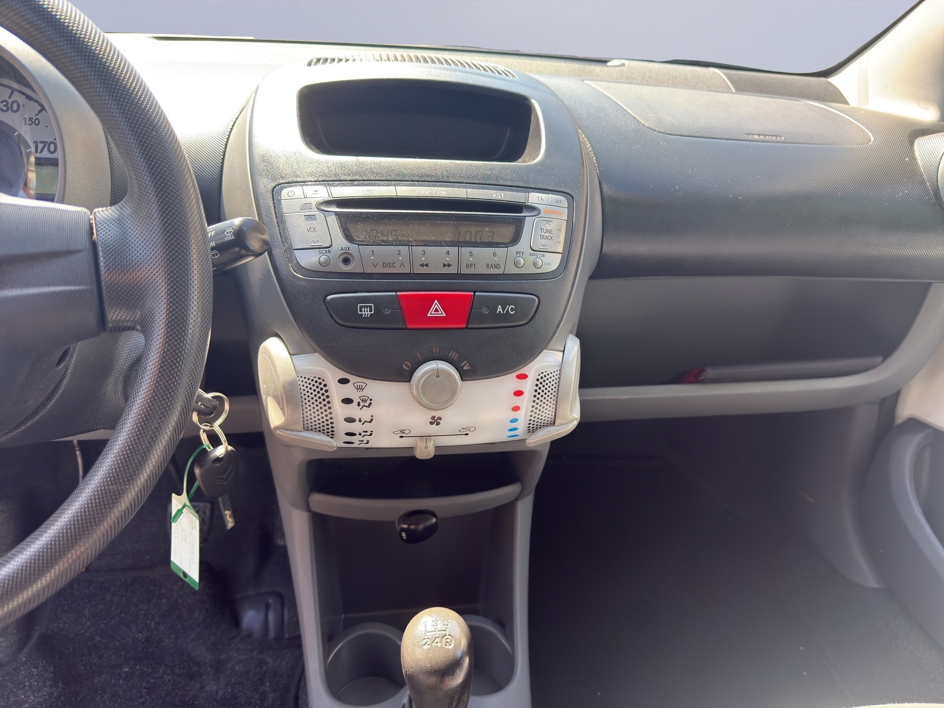 CITROEN C1 1.0i Séduction-image-14