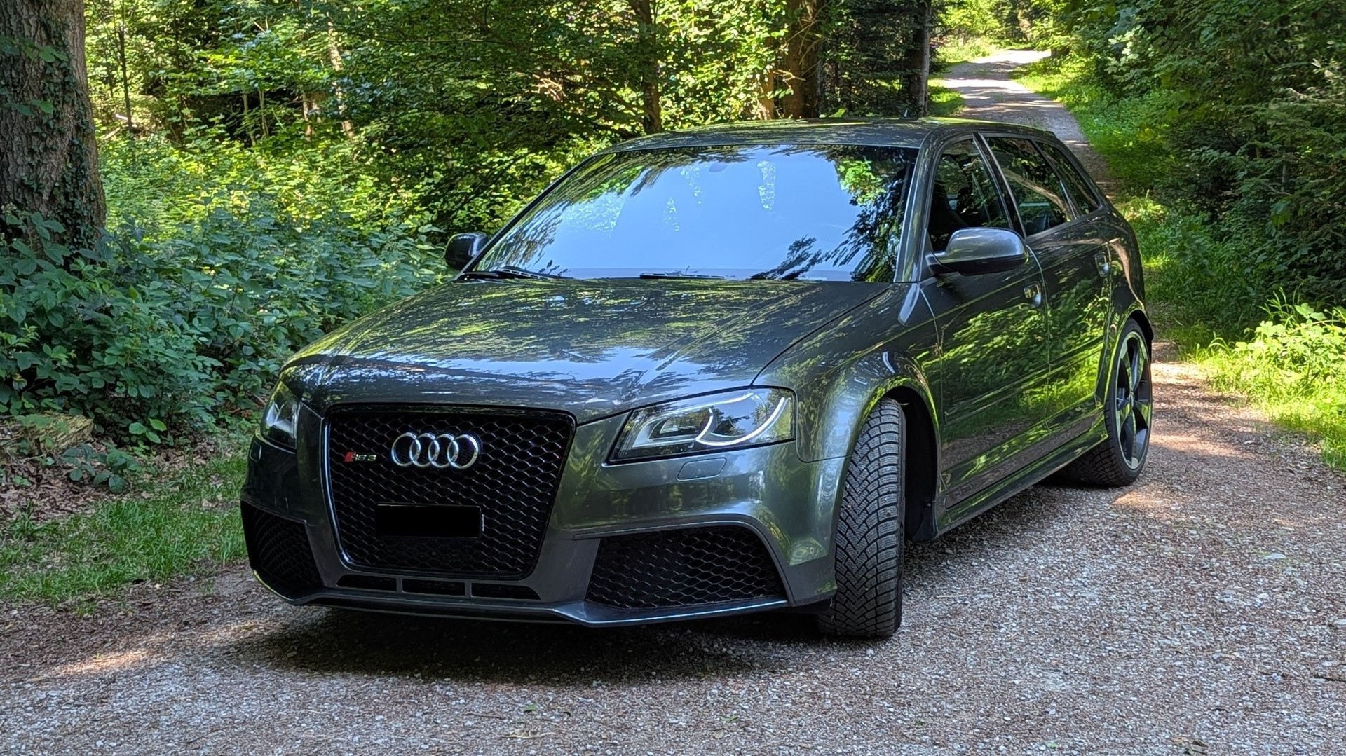 AUDI 2.5 T FSI quattro S-Tronic-image-0