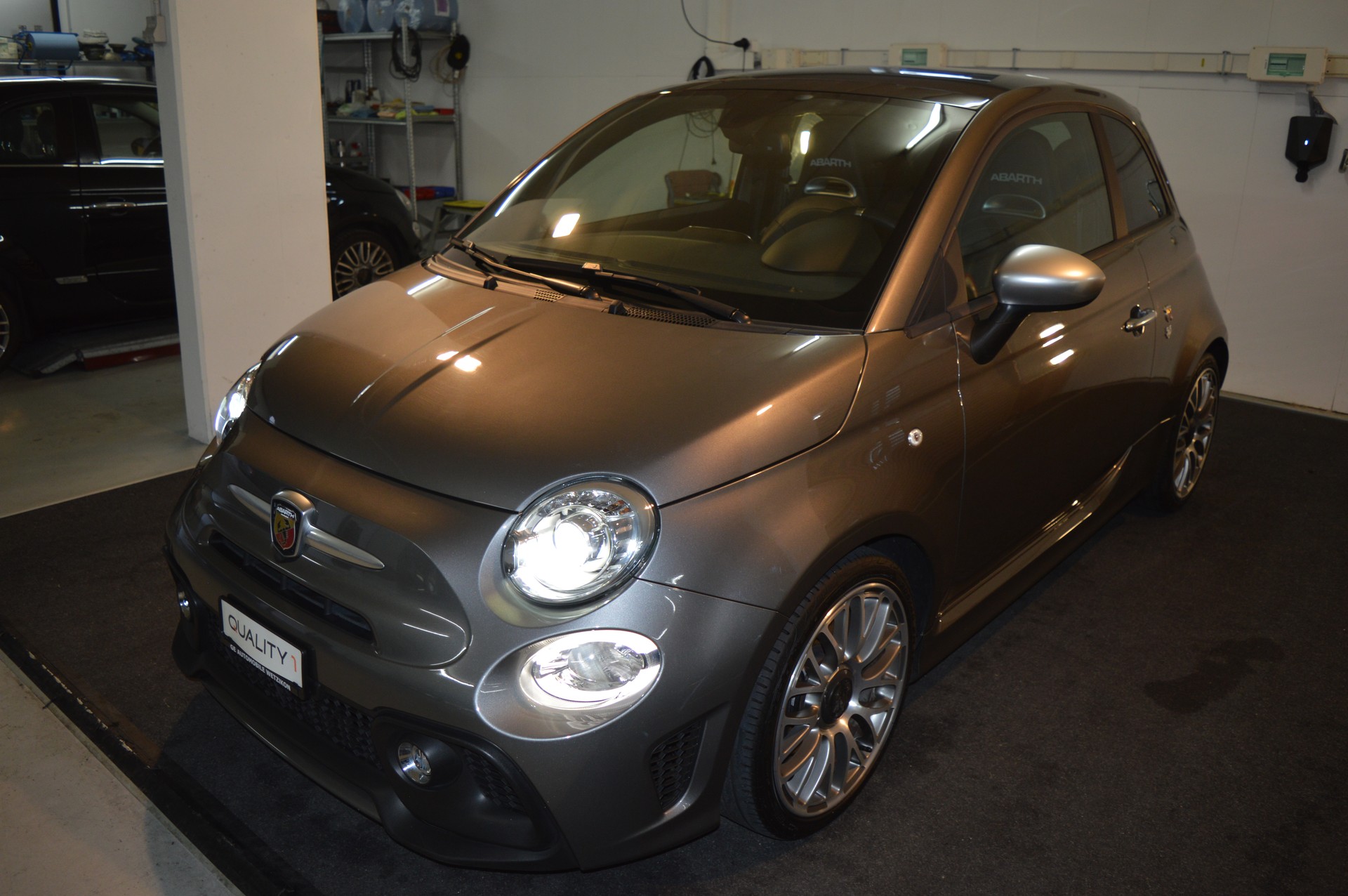 FIAT 595 1.4 16V Turbo Abarth Turismo-image-2
