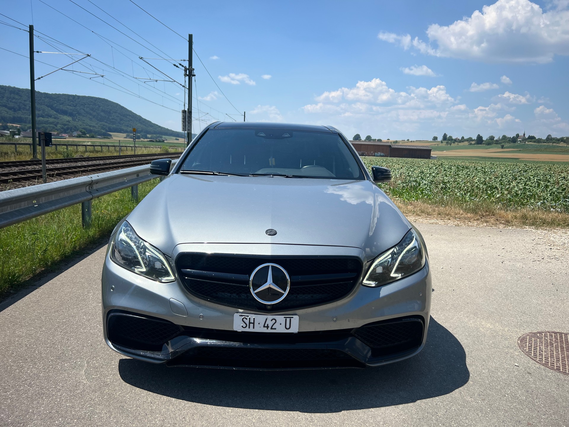 MERCEDES-BENZ E 63 AMG S 4Matic Speedshift-image-1