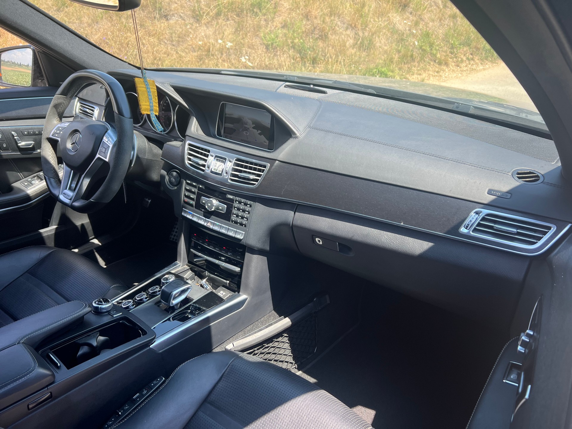 MERCEDES-BENZ E 63 AMG S 4Matic Speedshift-image-10