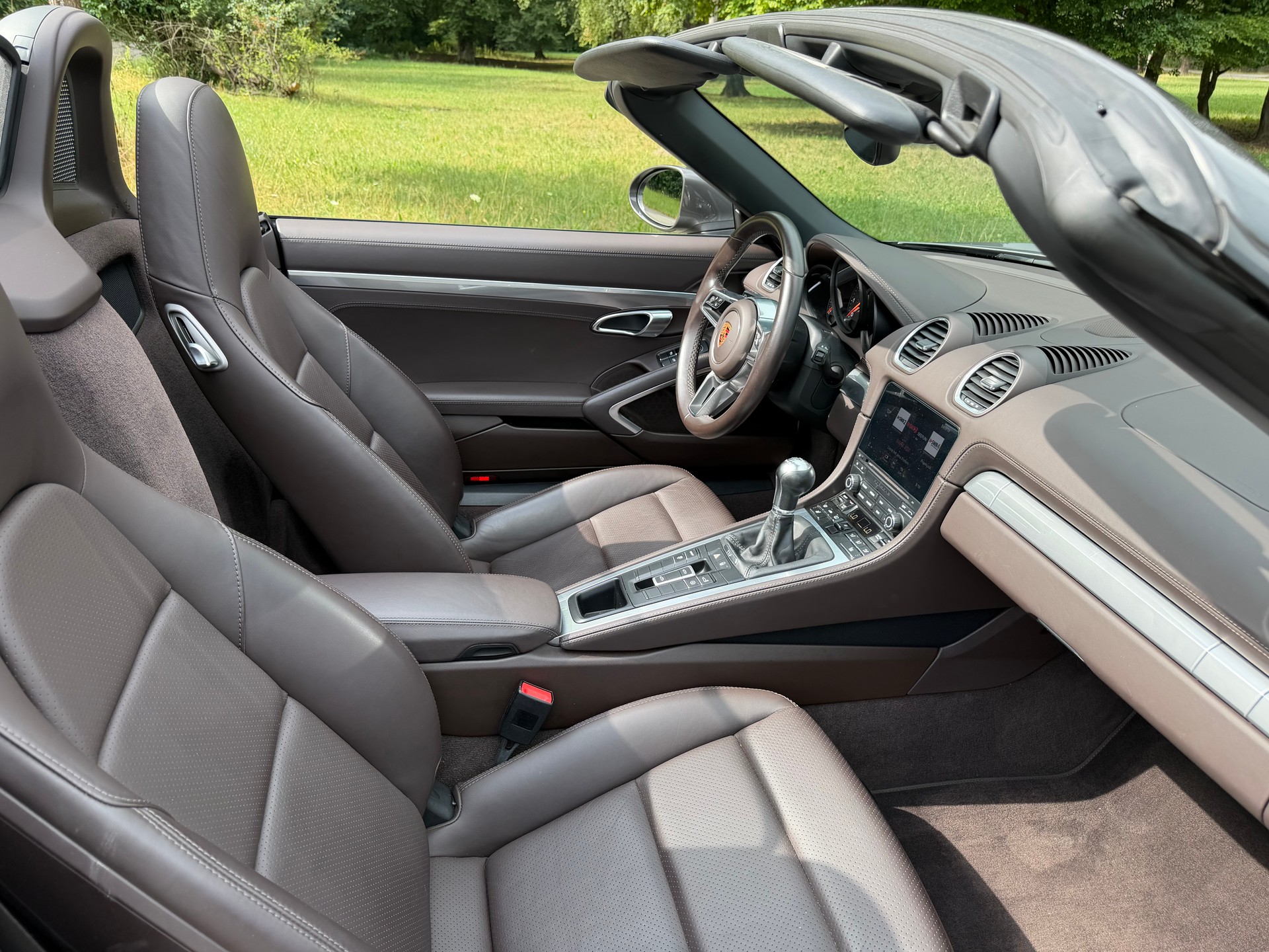 PORSCHE 718 Boxster 2.0-image-10