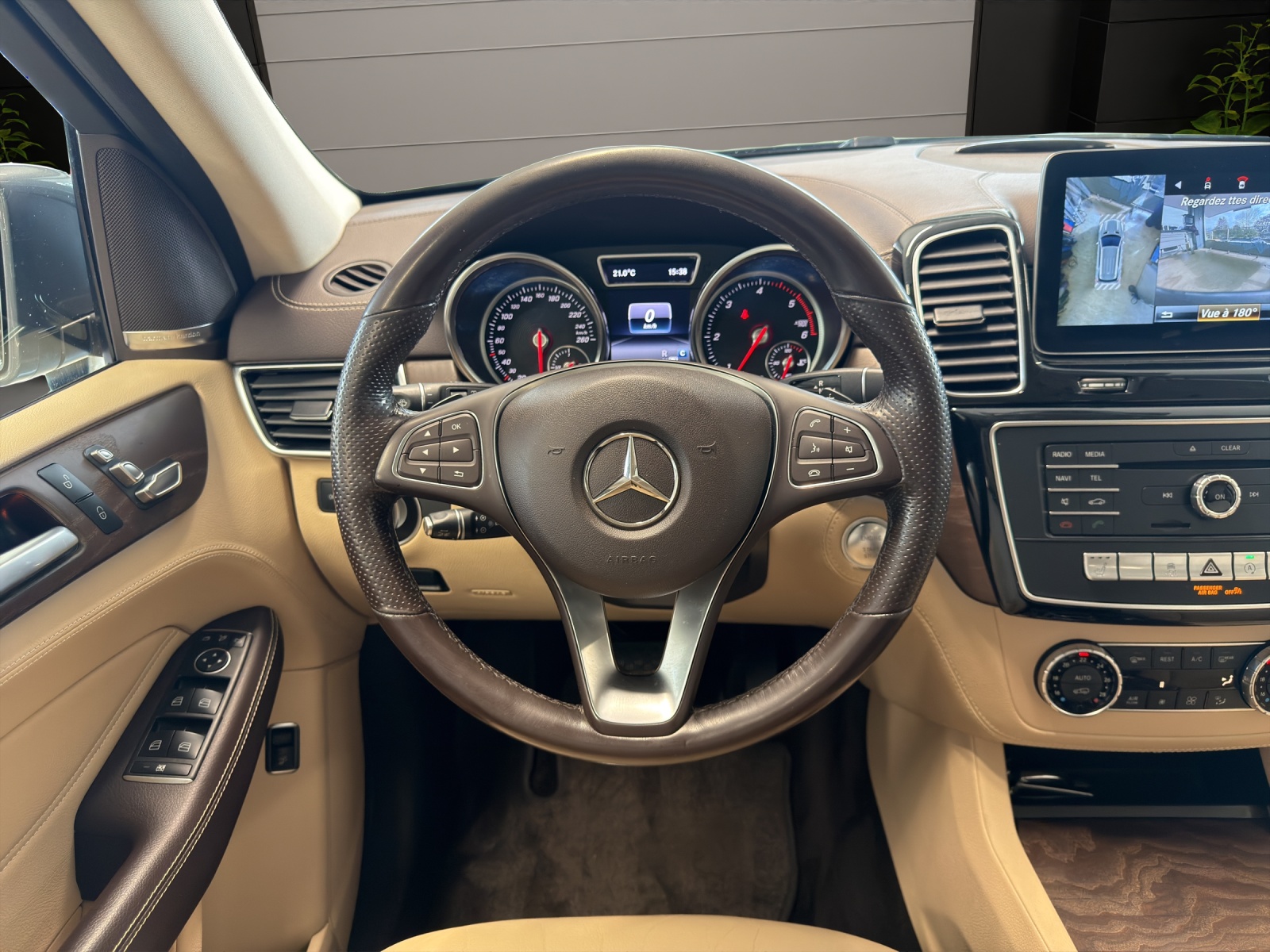 MERCEDES-BENZ GLE 250 d Executive 4Matic 9G-Tronic-image-10