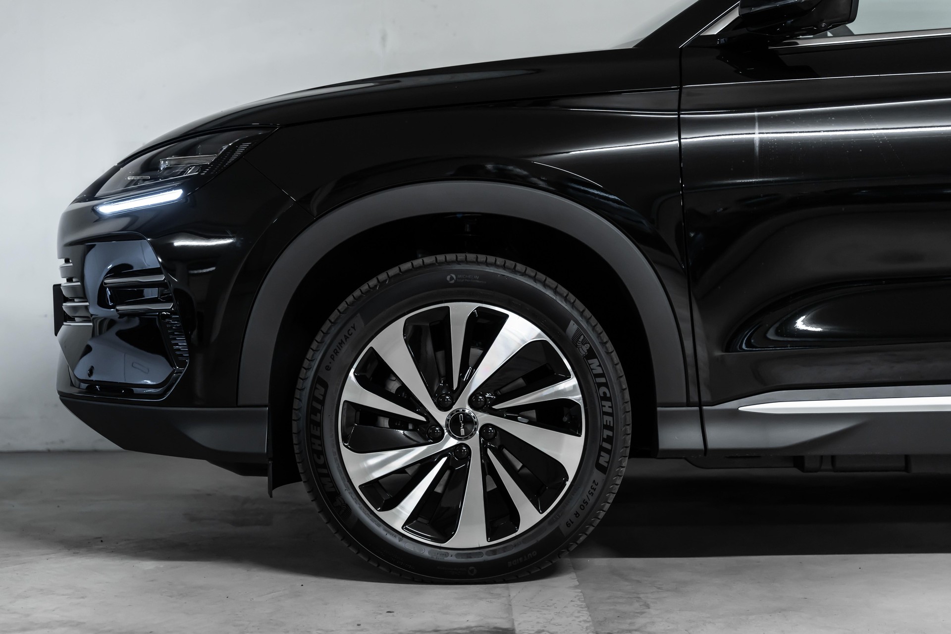 BYD Seal U DM-i Design AWD-image-4