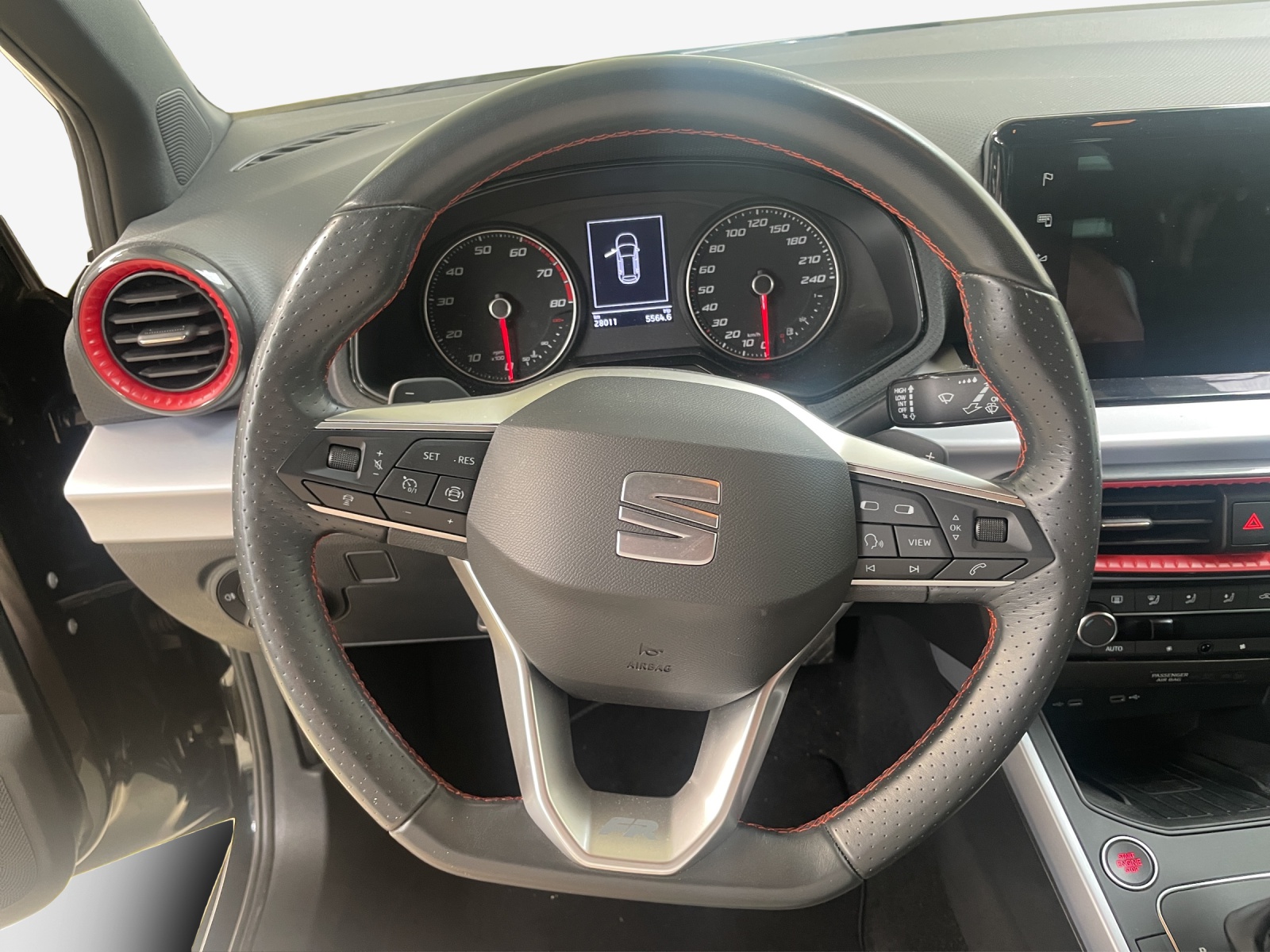 SEAT Arona 1.0 TSI Eco Hola FR DSG-image-9