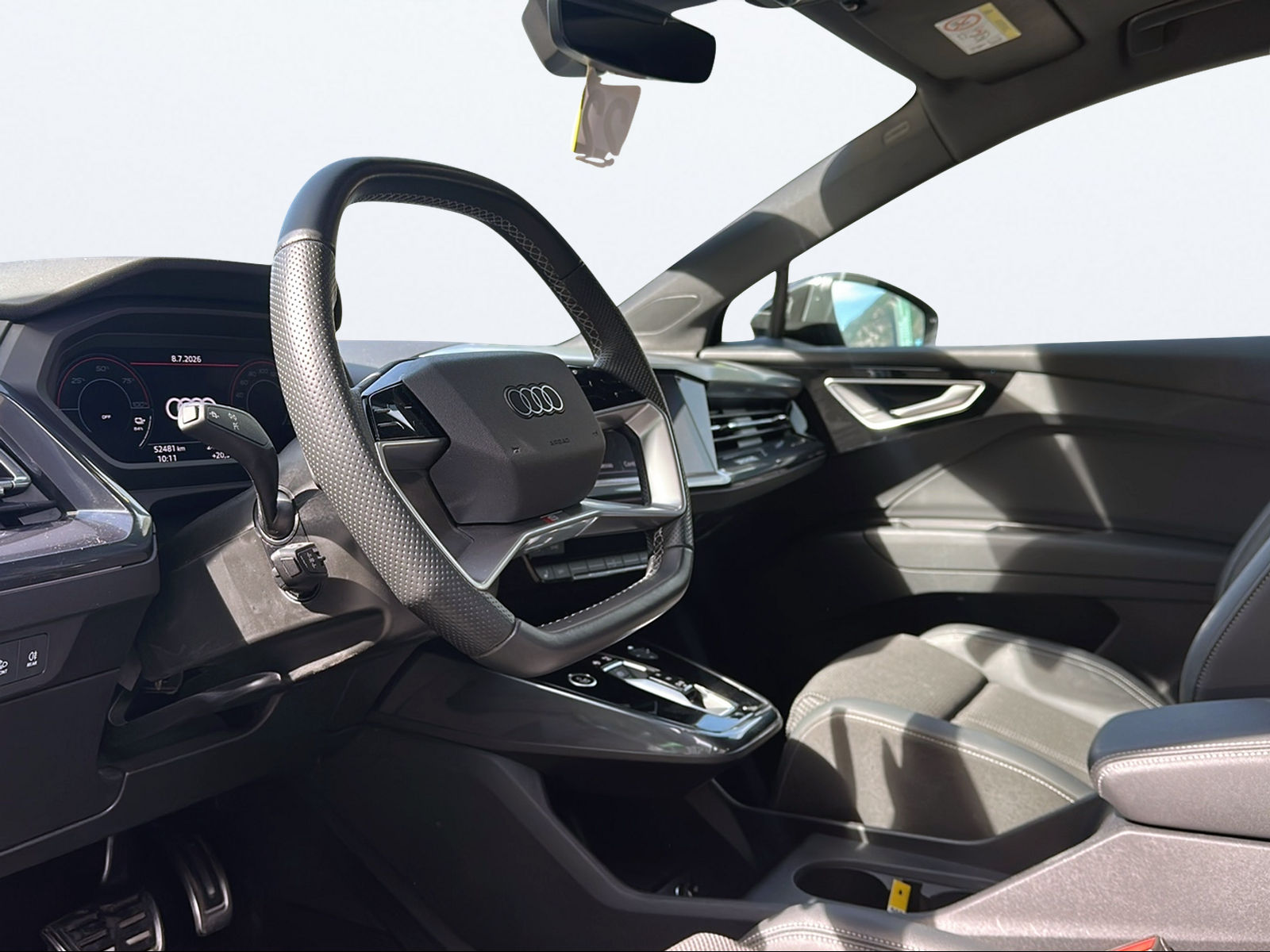 AUDI Q4 e-tron 45 Attraction quattro-image-10
