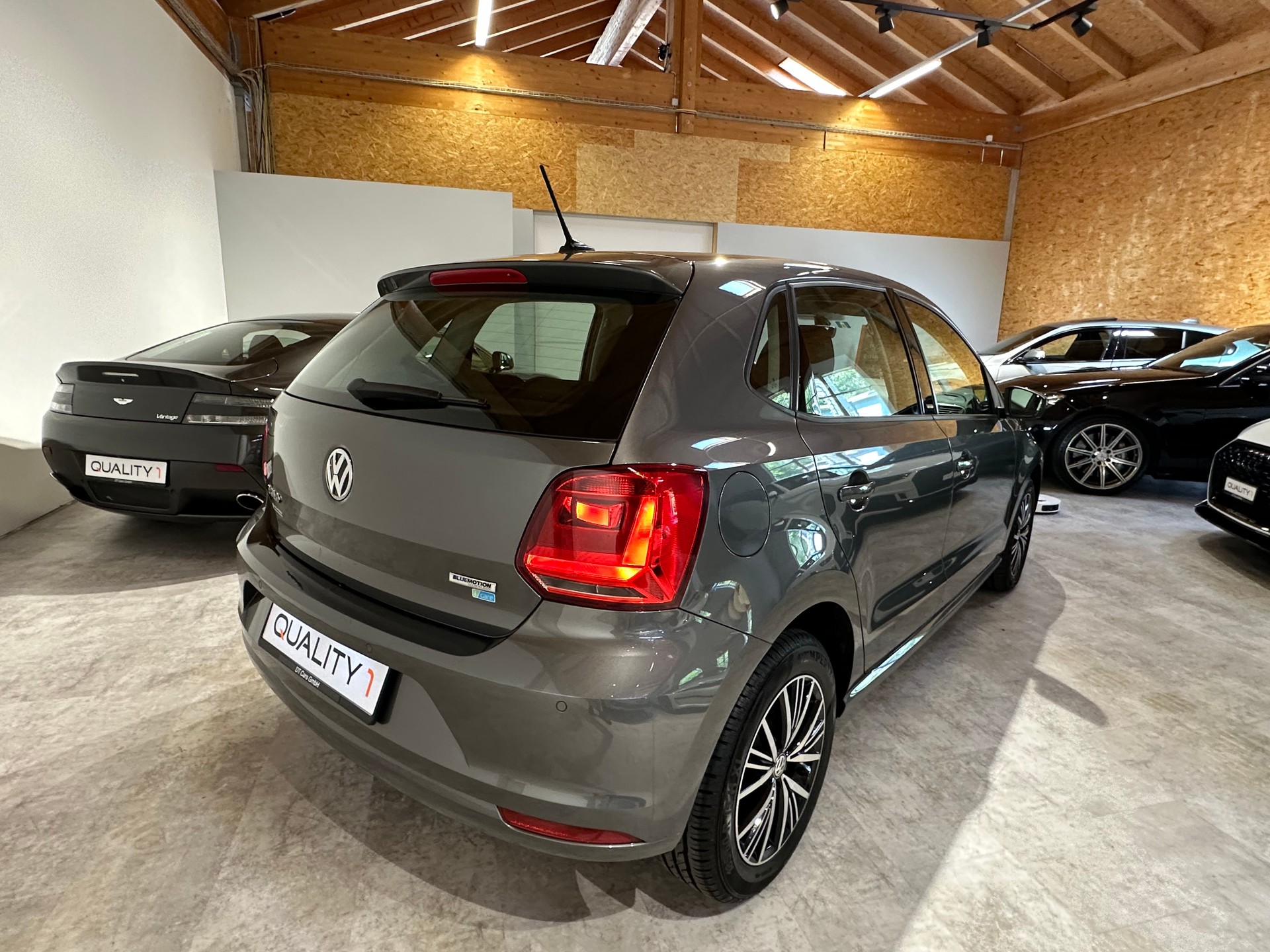 VW Polo 1.0 TSI BMT Allstar/1. Hand/8 x Aluräder/1. Jahr Garantie uvm.-image-8