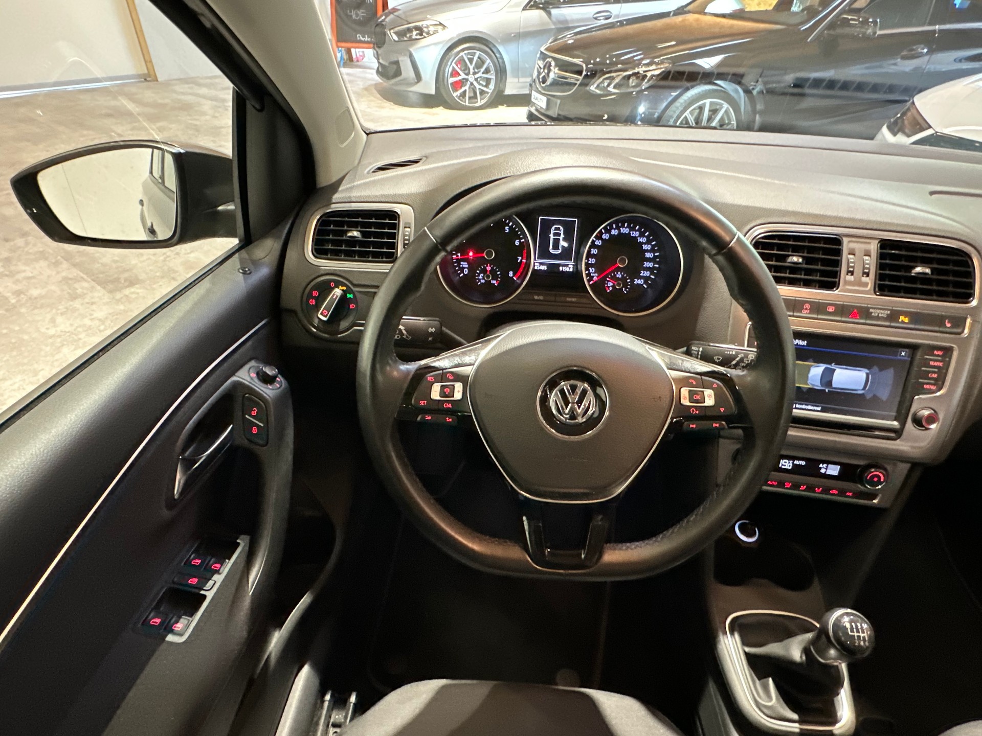 VW Polo 1.0 TSI BMT Allstar/1. Hand/8 x Aluräder/1. Jahr Garantie uvm.-image-18