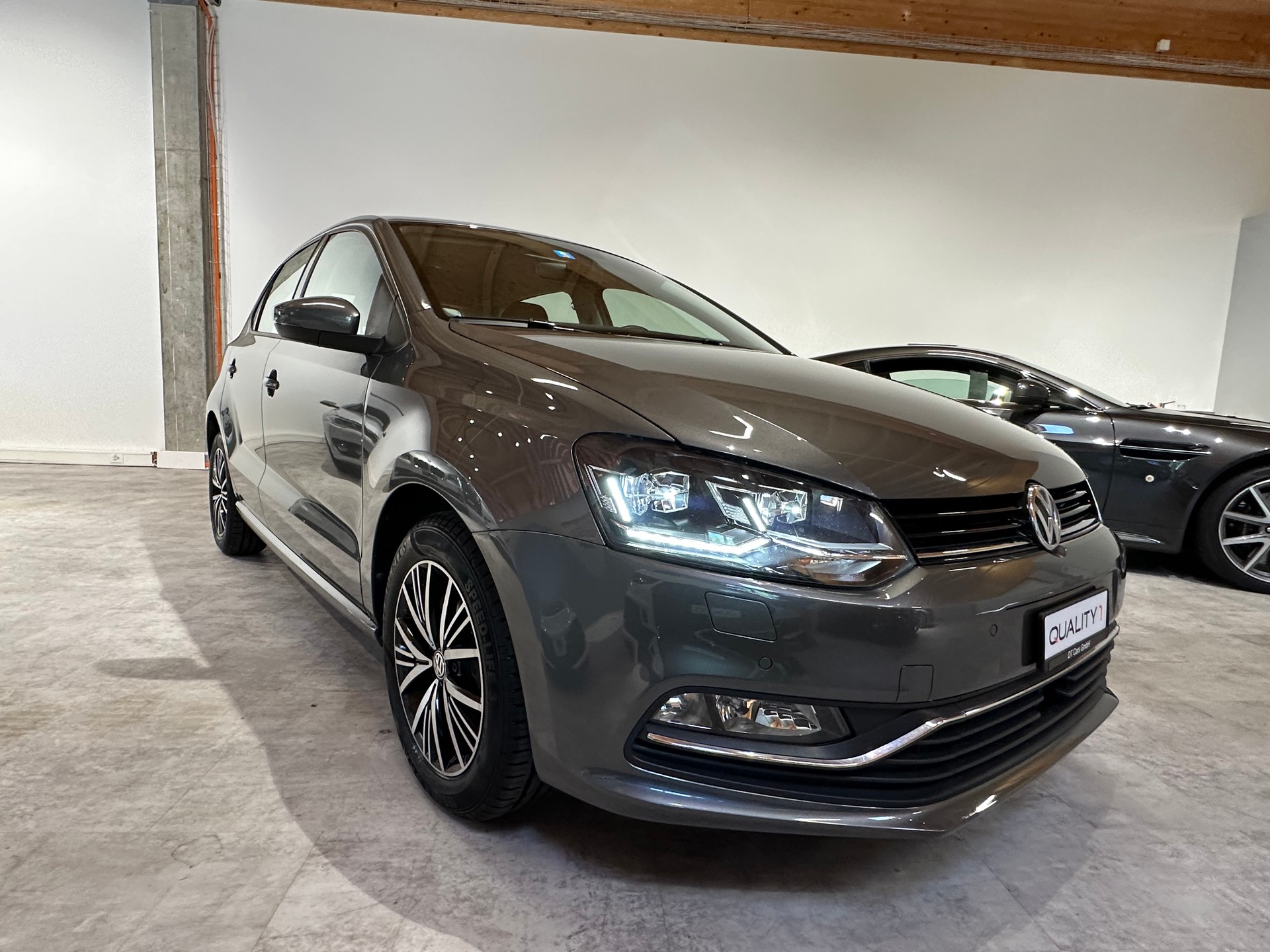 VW Polo 1.0 TSI BMT Allstar/1. Hand/8 x Aluräder/1. Jahr Garantie uvm.-image-10