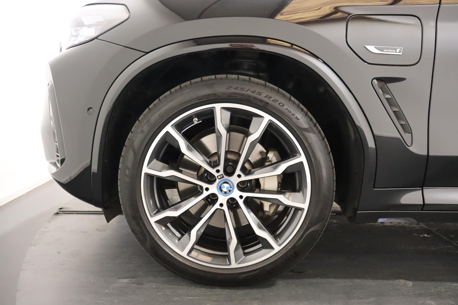 BMW X3 30e xDrive-image-7