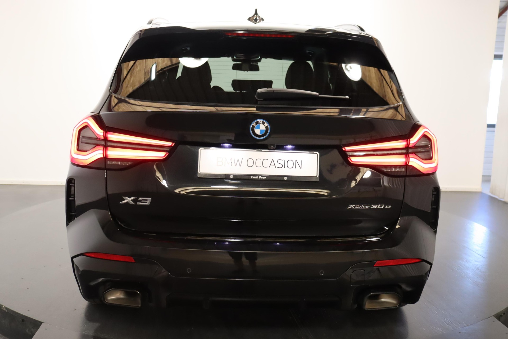BMW X3 30e xDrive-image-4
