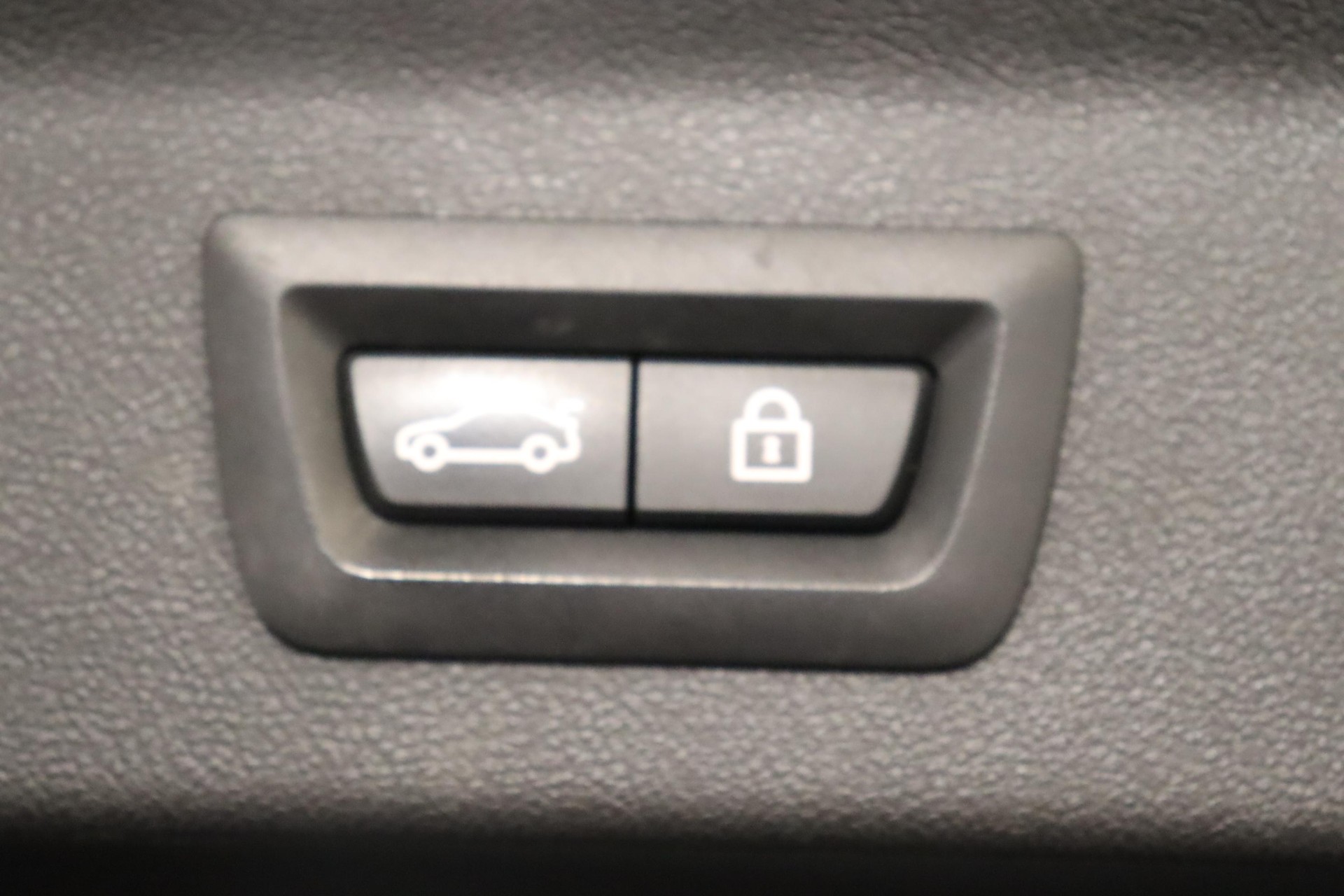 BMW X3 30e xDrive-image-6