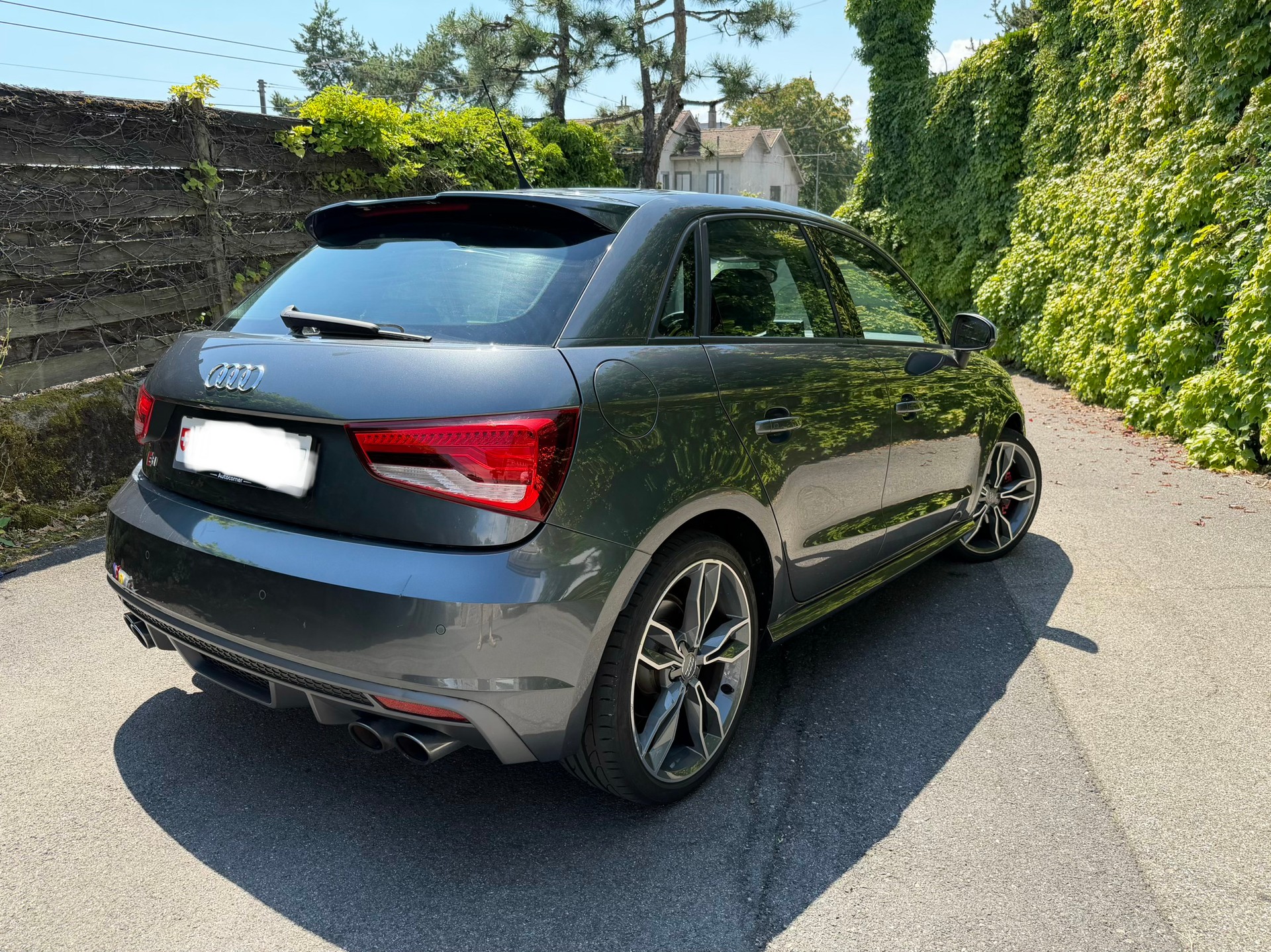 AUDI 2.0 TFSI quattro-image-2