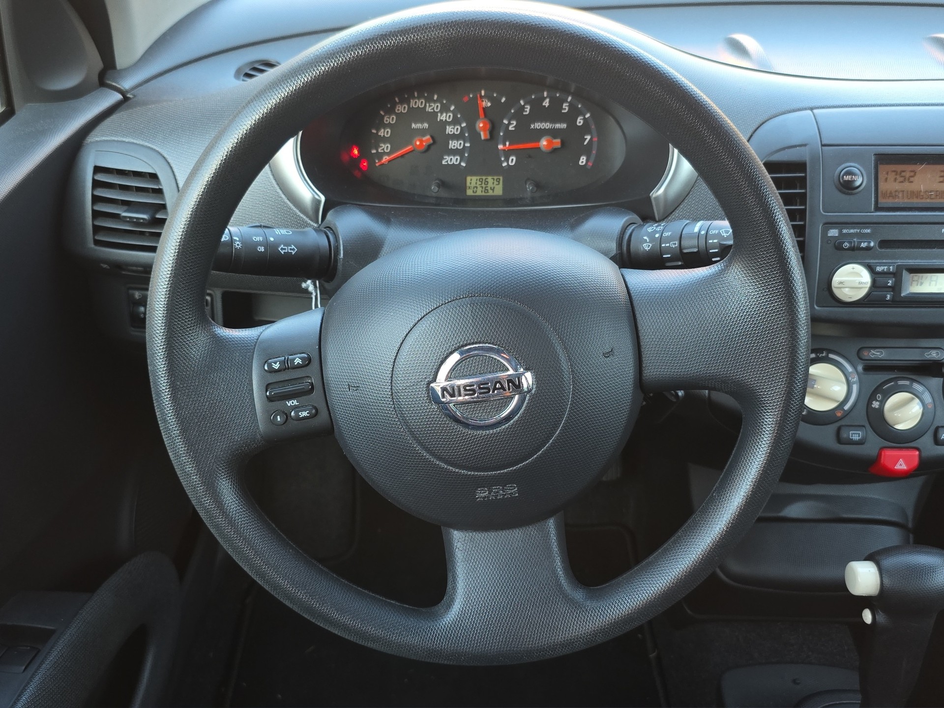 NISSAN Micra 1.2 helvetic.com-image-11