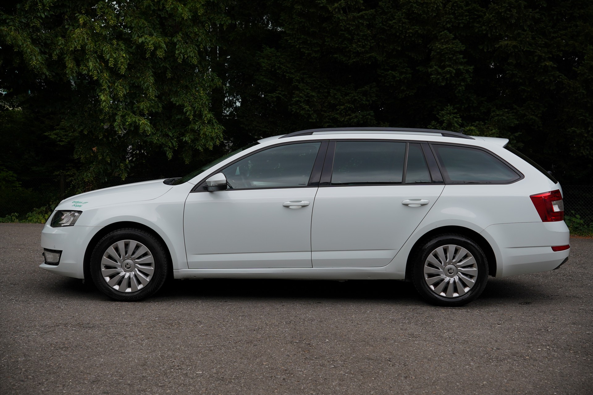 SKODA Octavia Combi 1.4 TSI G-tec Ambition CNG DSG-image-5