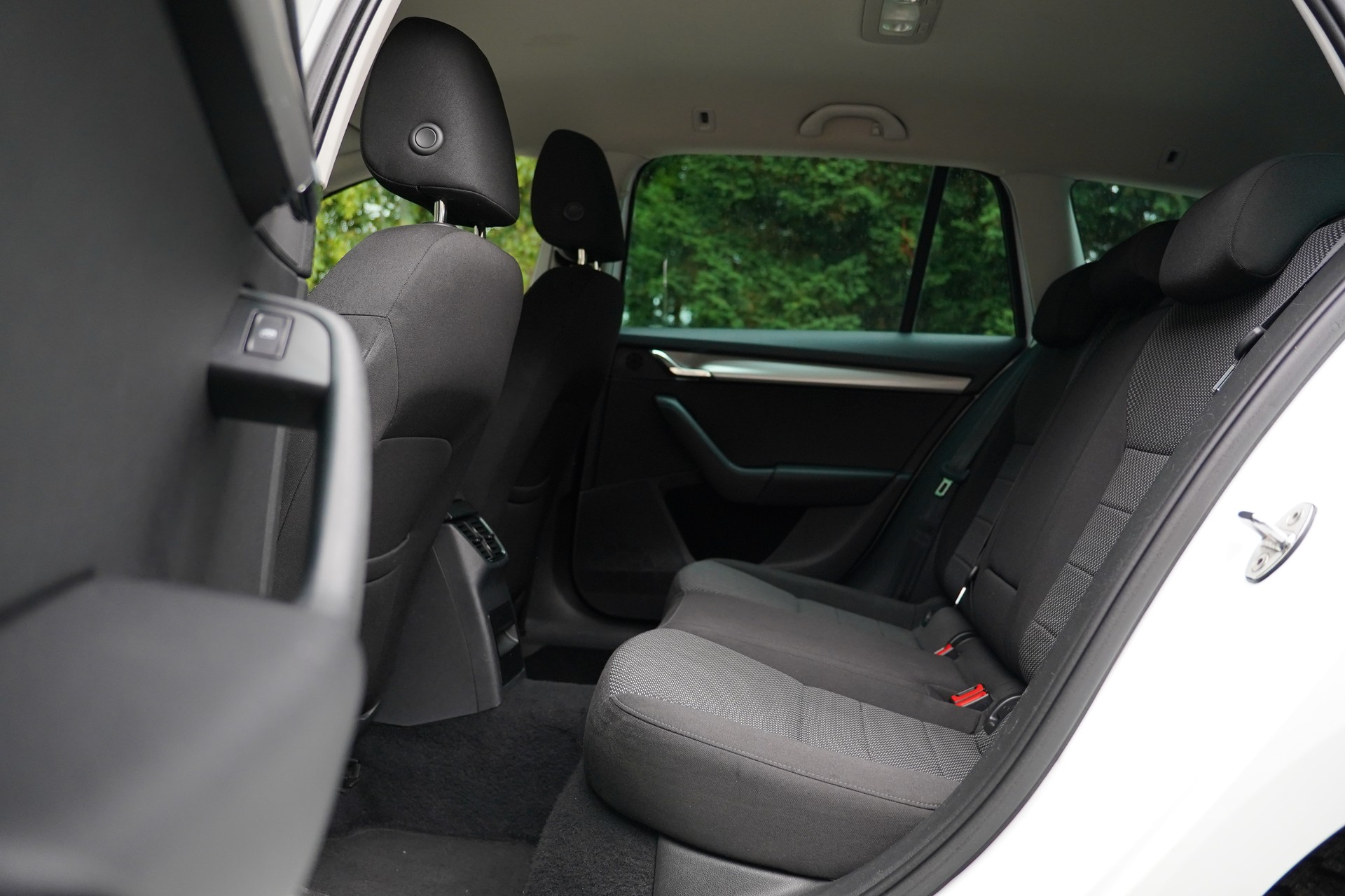 SKODA Octavia Combi 1.4 TSI G-tec Ambition CNG DSG-image-18