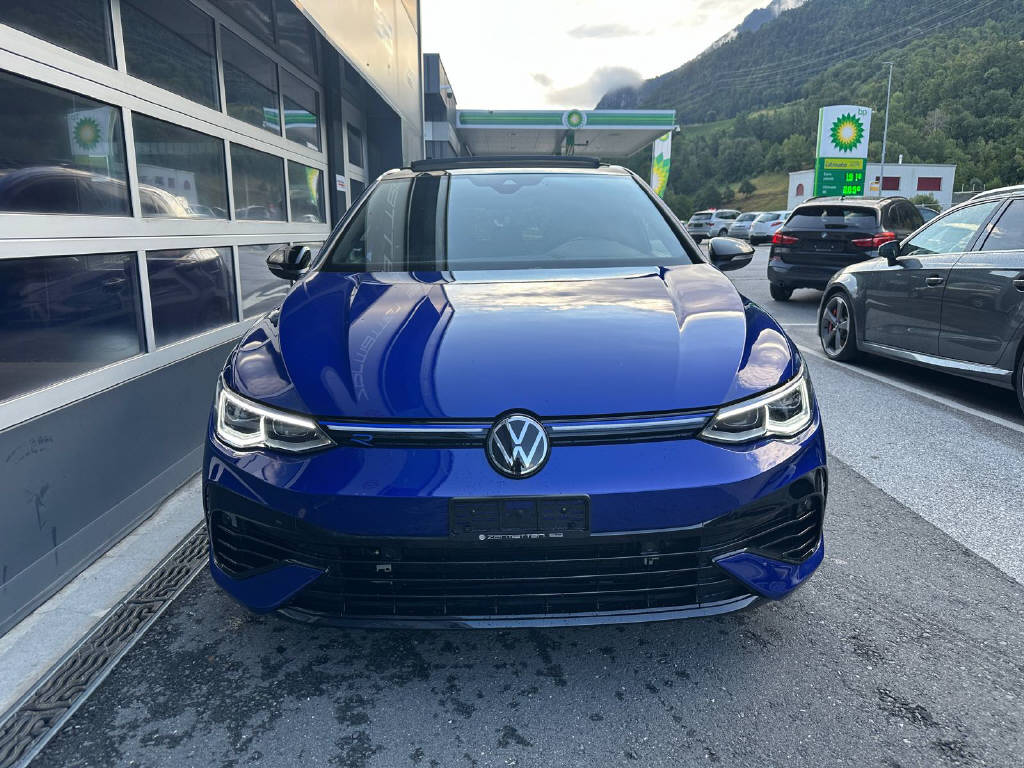 VW Golf VIII 2.0 TSI R 20 Years DSG 4motion - CH-showroom-element-2