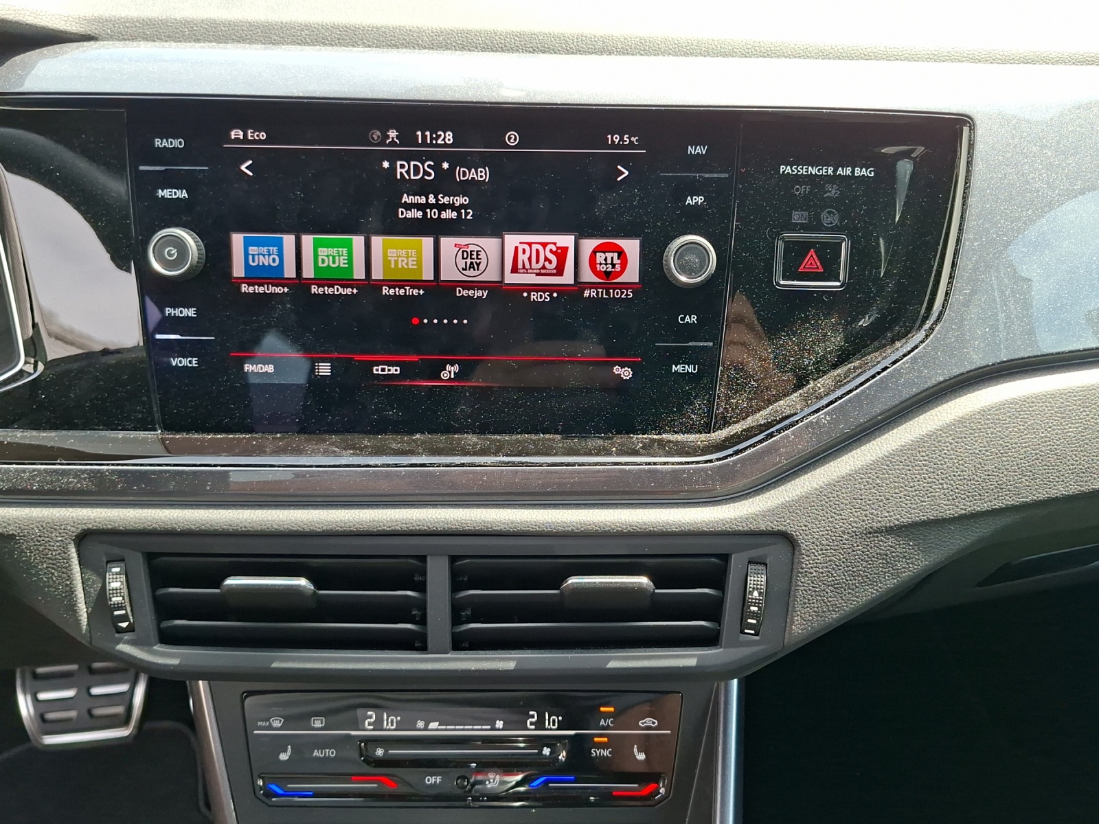 VW Polo 2.0 TSI GTI DSG-image-10