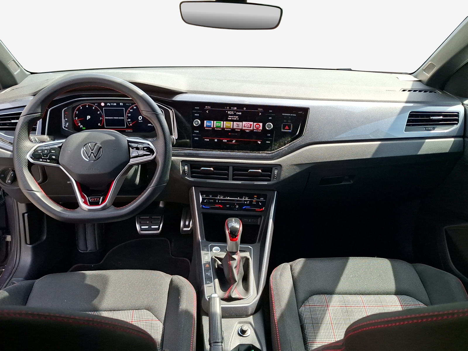 VW Polo 2.0 TSI GTI DSG-image-8