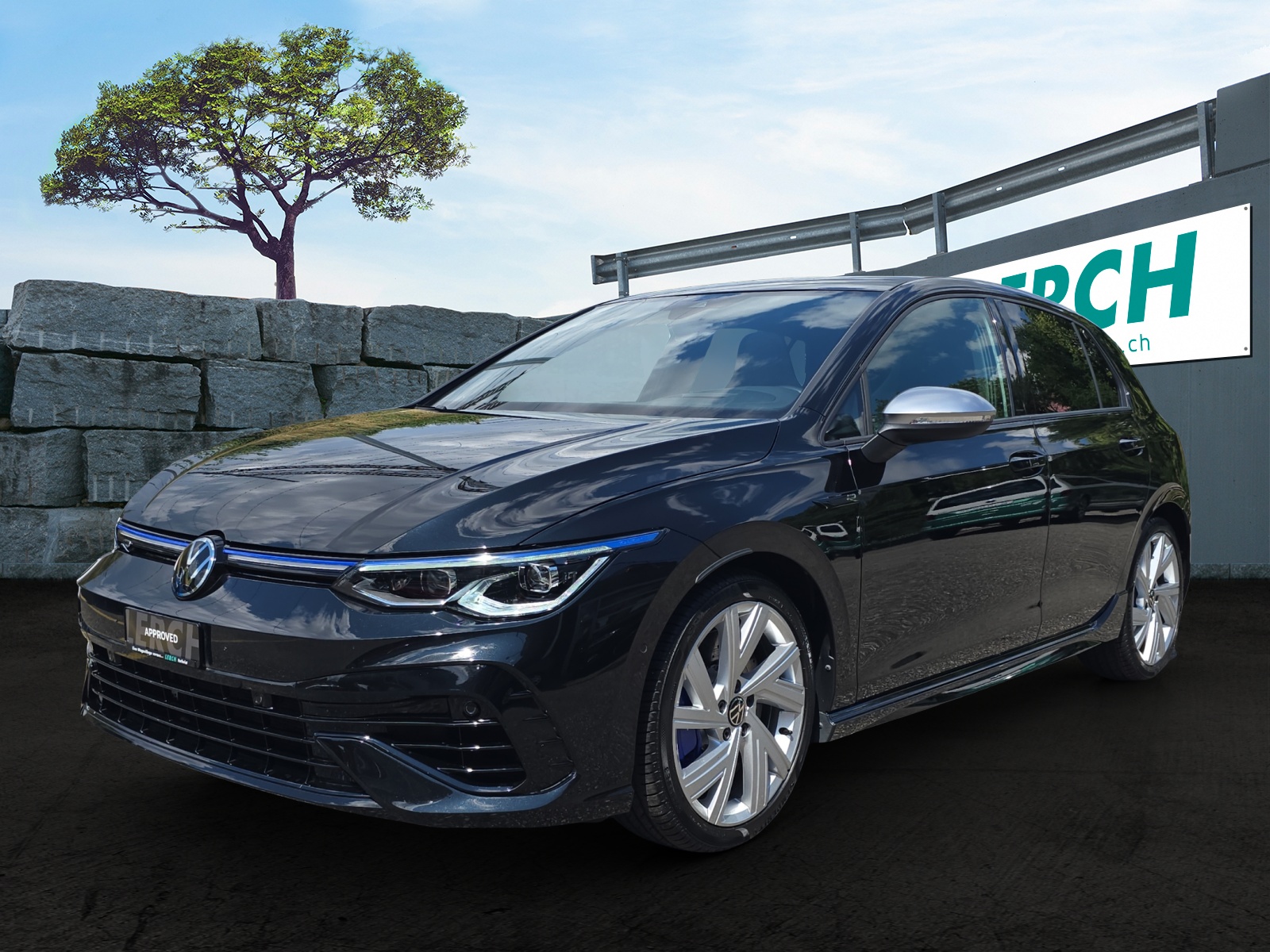 VW Golf 2.0 TSI R DSG 4Motion-image-0