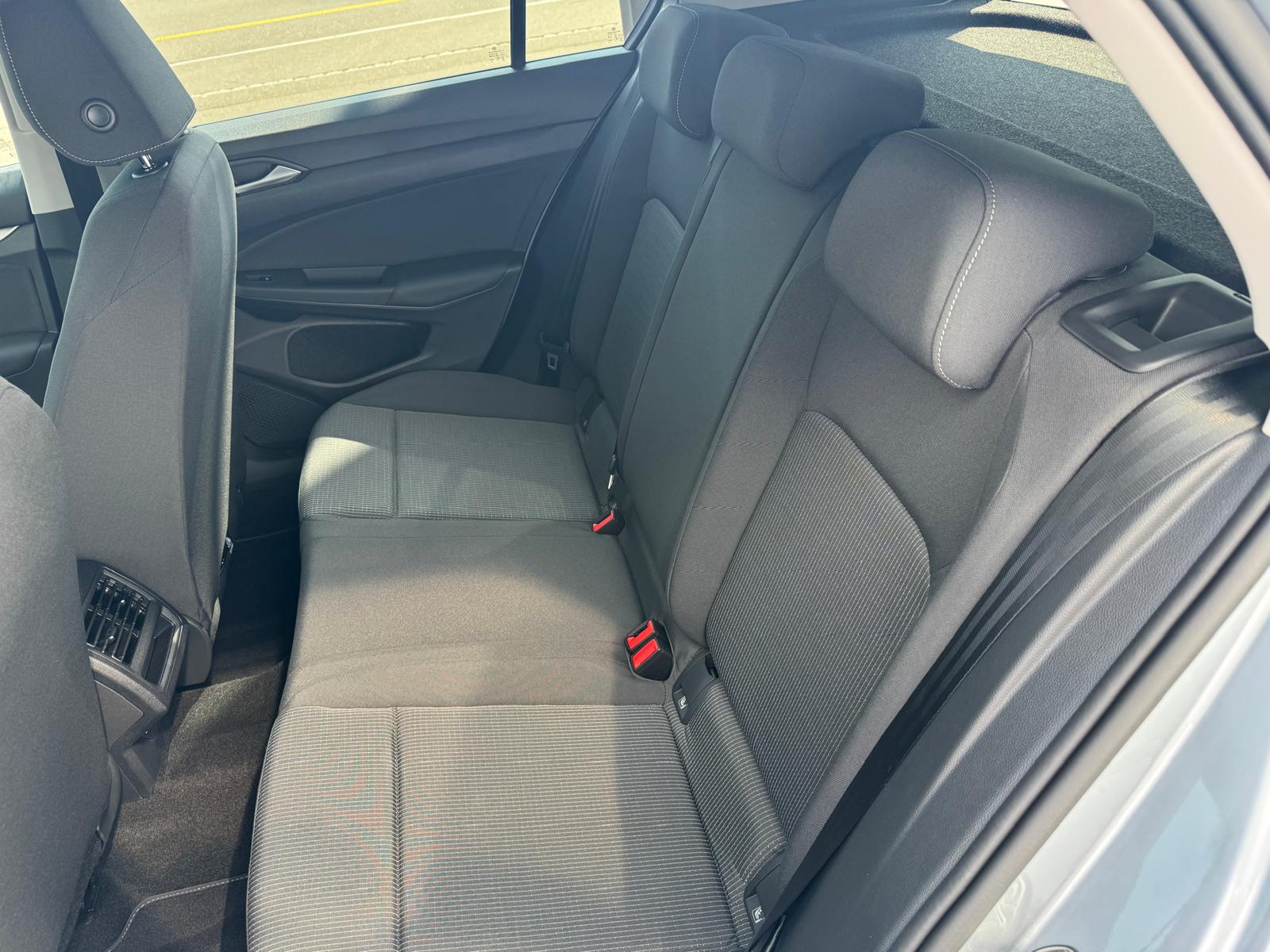 VW Golf 1.5 e TSI mHEV Value DSG-image-5
