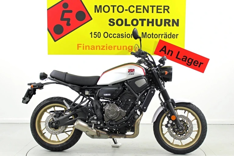 YAMAHA XSR 700