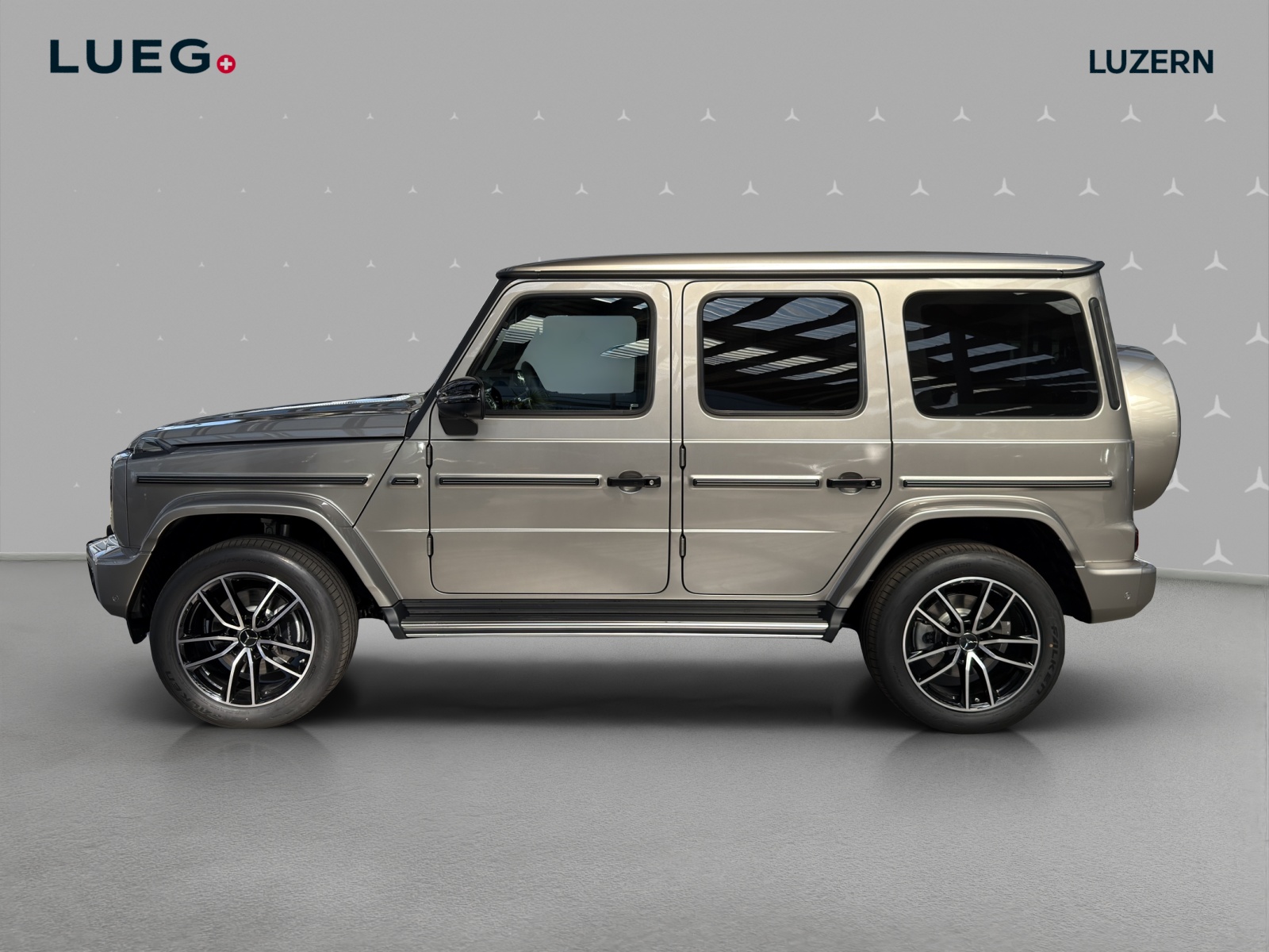 MERCEDES-BENZ G 450d 9G-Tronic-image-1