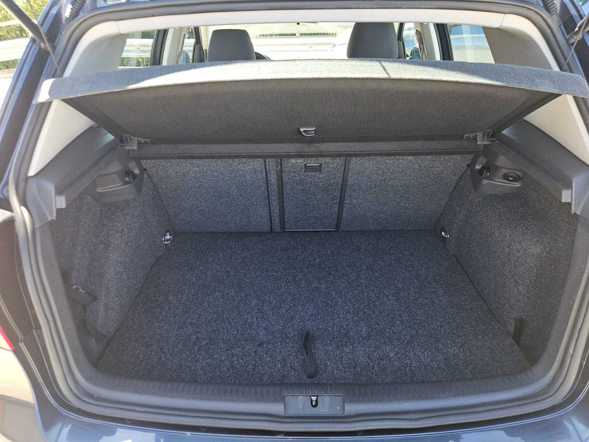 VW Golf 2.0 FSI Comfortline 4Motion-image-10