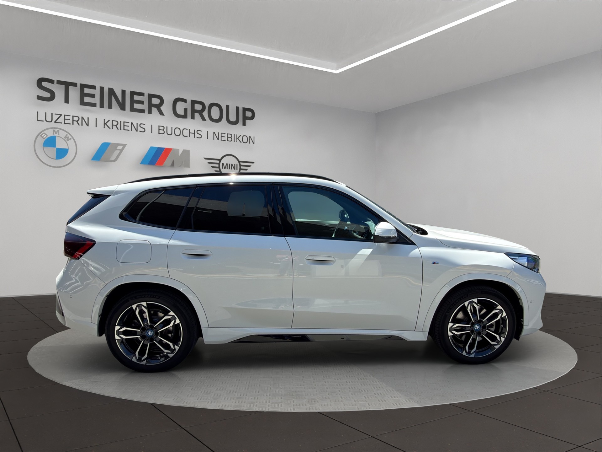 BMW X1 xDrive 30e M Sport-image-4