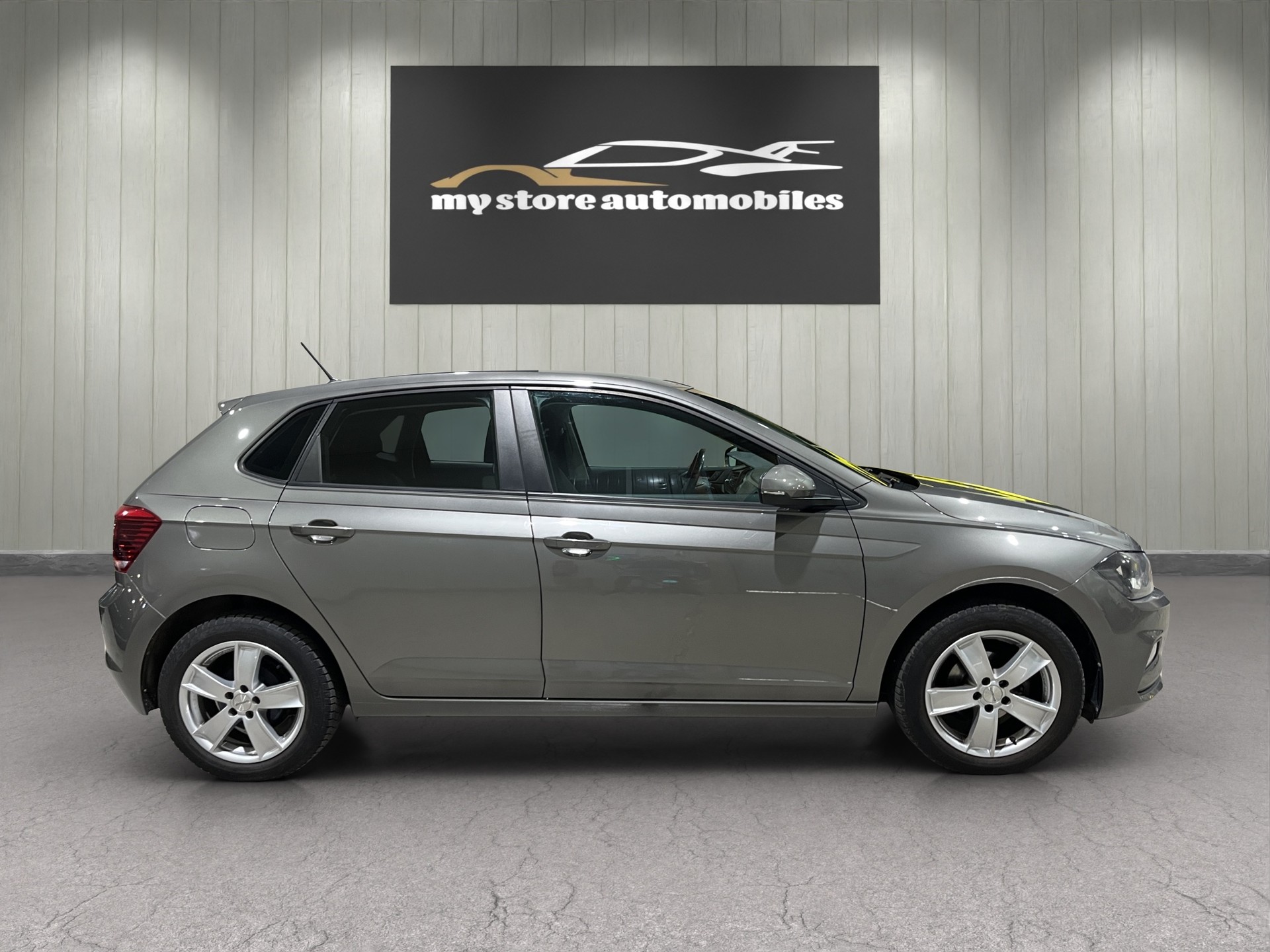VW Polo 1.0 TSI BMT Trendline-image-0