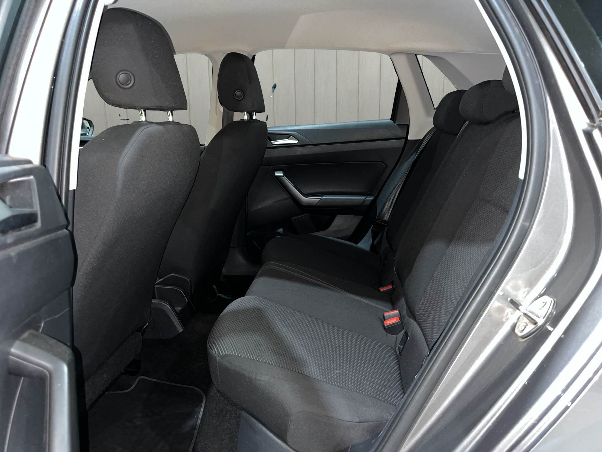 VW Polo 1.0 TSI BMT Trendline-image-12