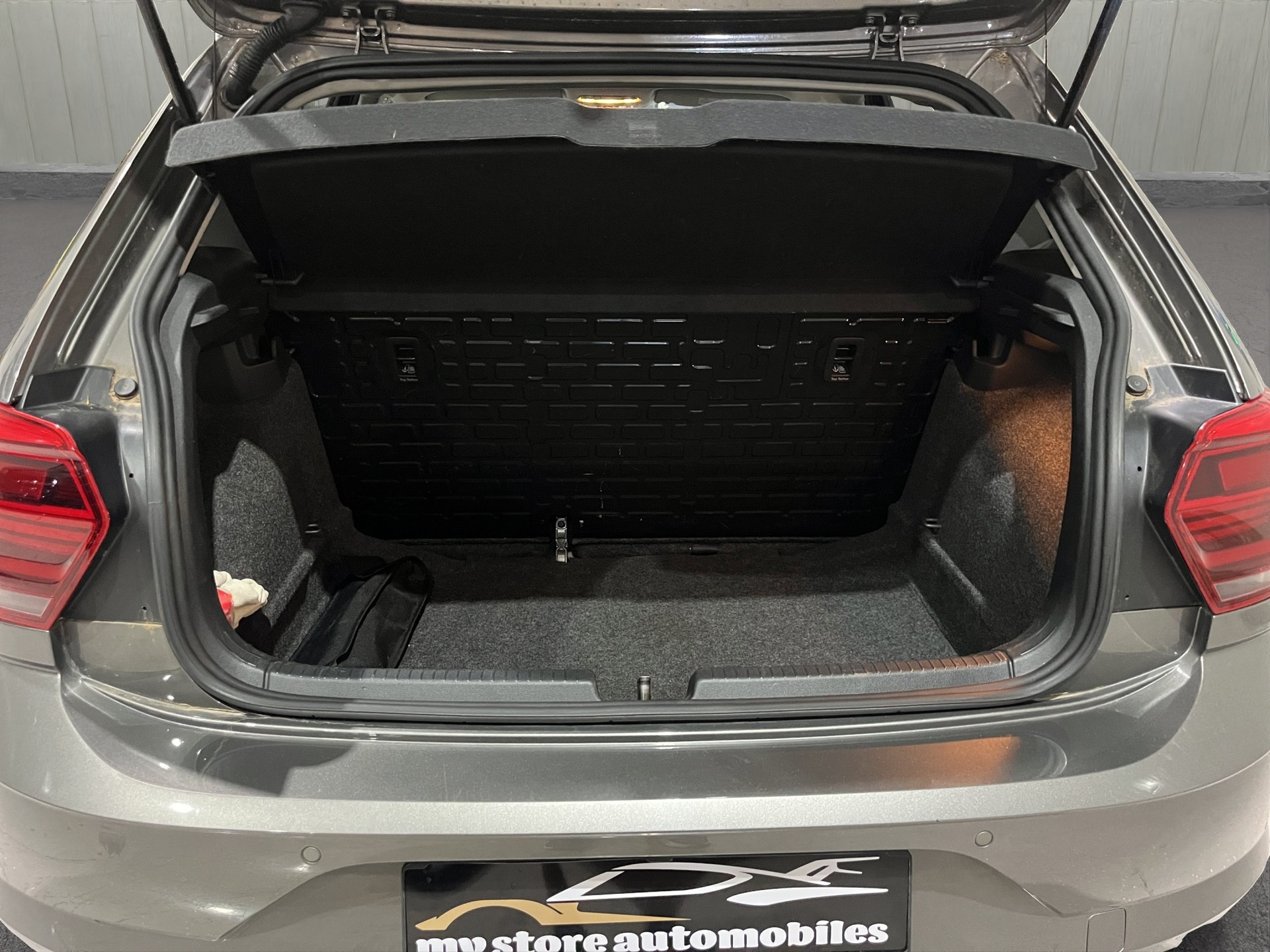 VW Polo 1.0 TSI BMT Trendline-image-13