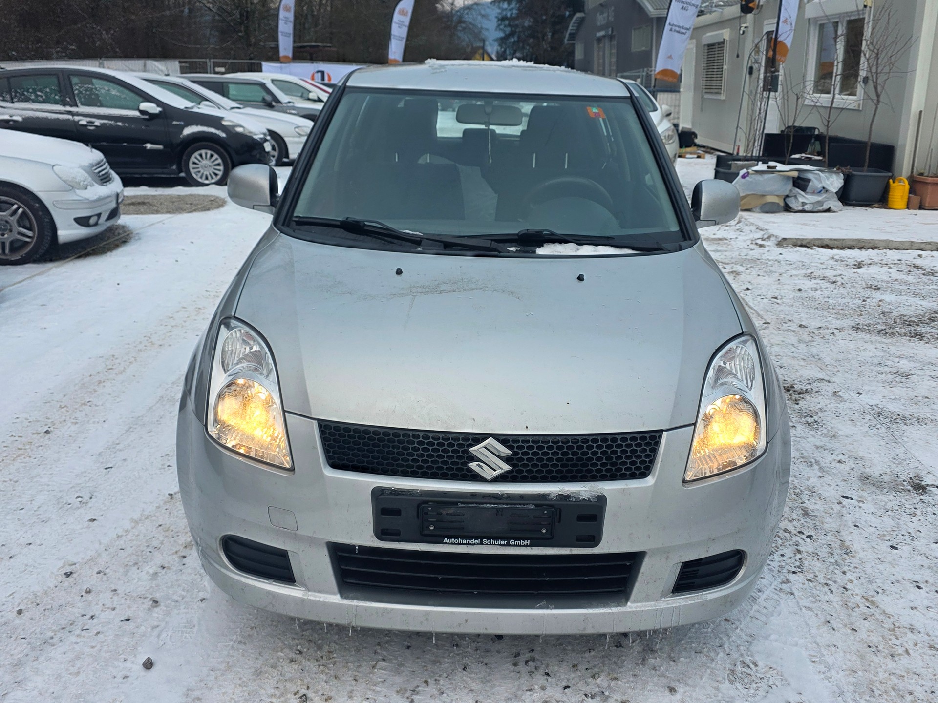 SUZUKI Swift 1.3i 16V GL Top 4x4 /-image-6