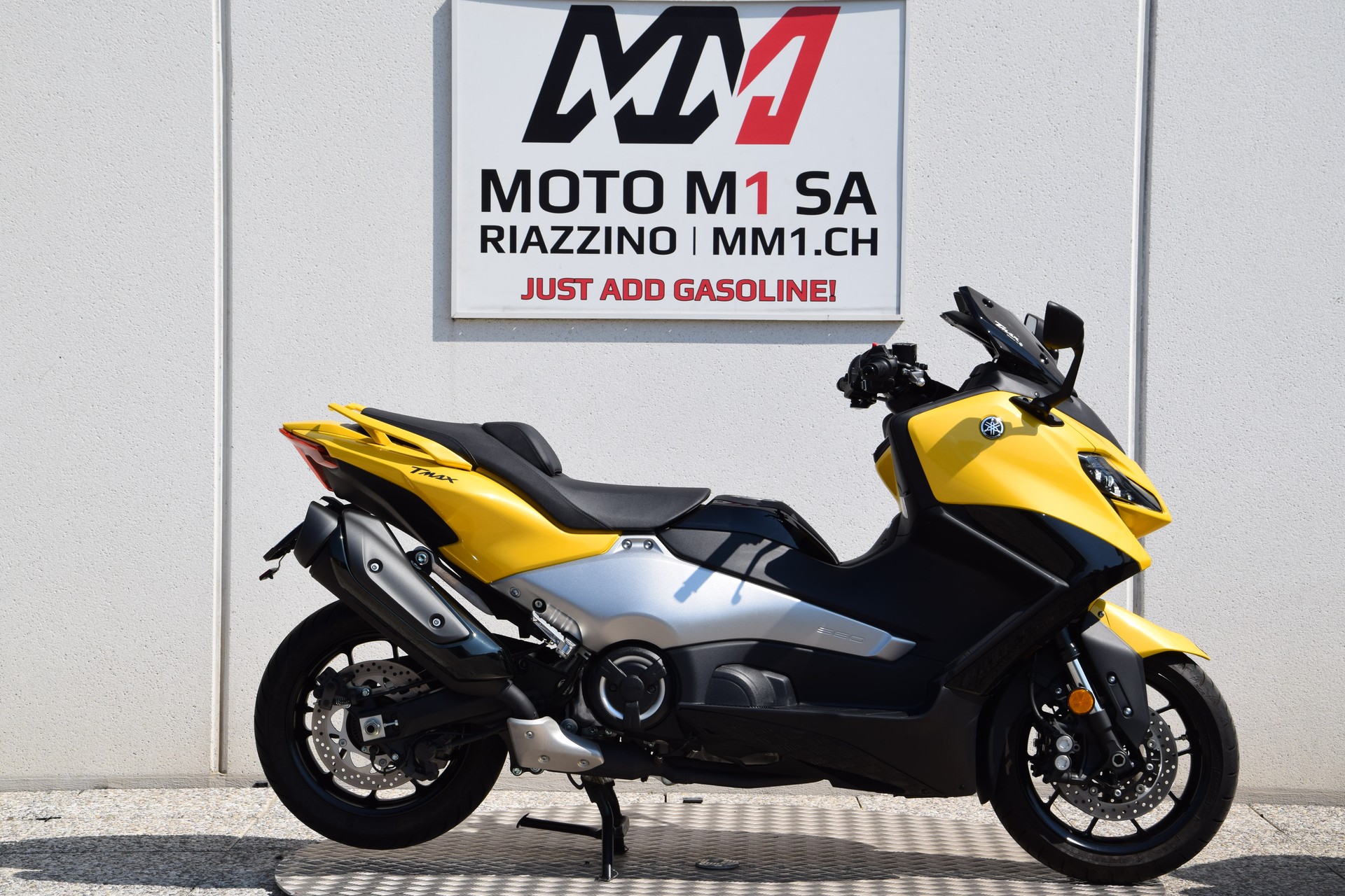 YAMAHA T-MAX 560