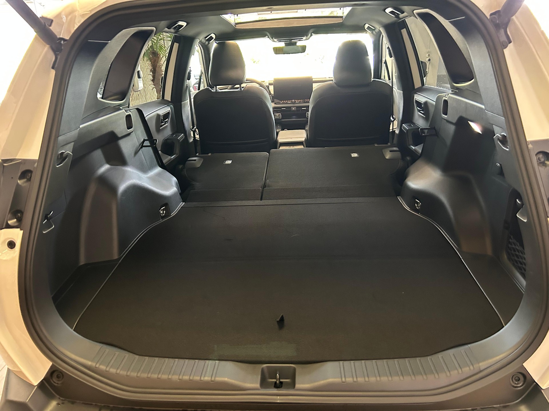 SUZUKI Across 2.5 PHEV Compact Top 4x4-image-29