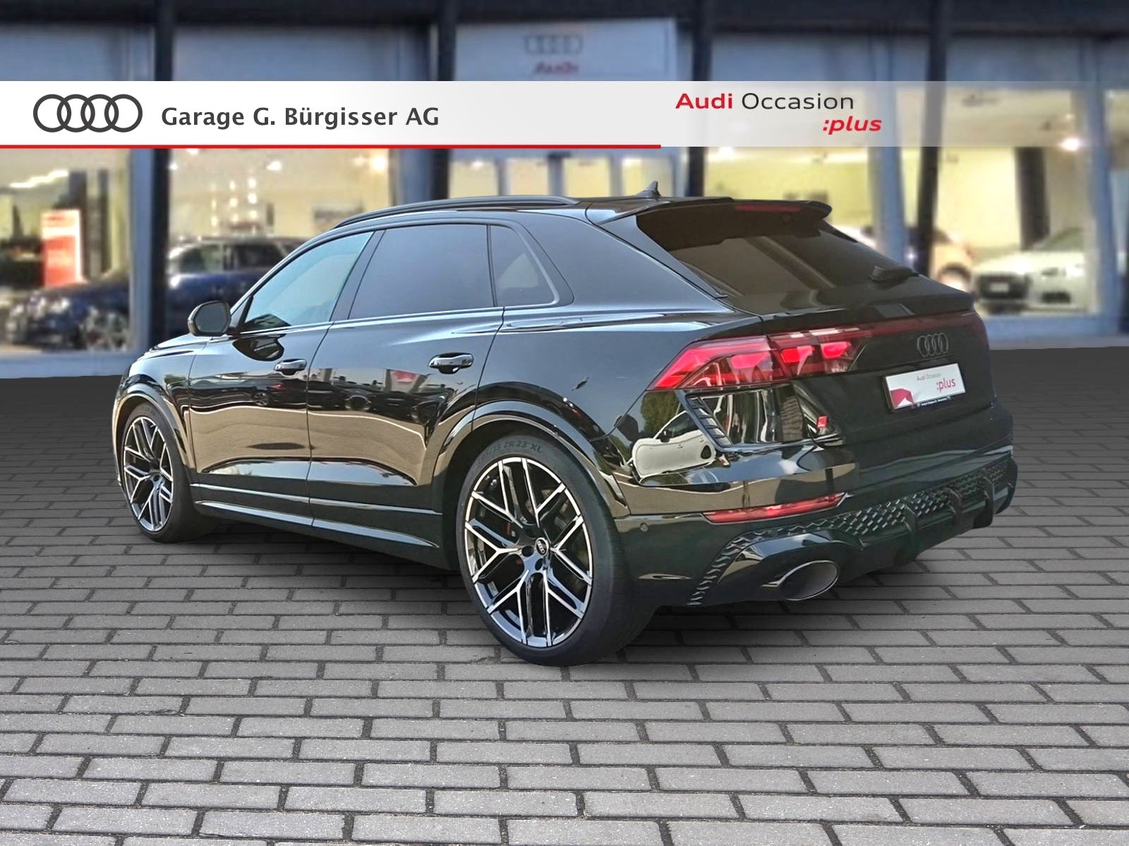 AUDI RSQ8 quattro Mythosschwarz Metallic-image-3