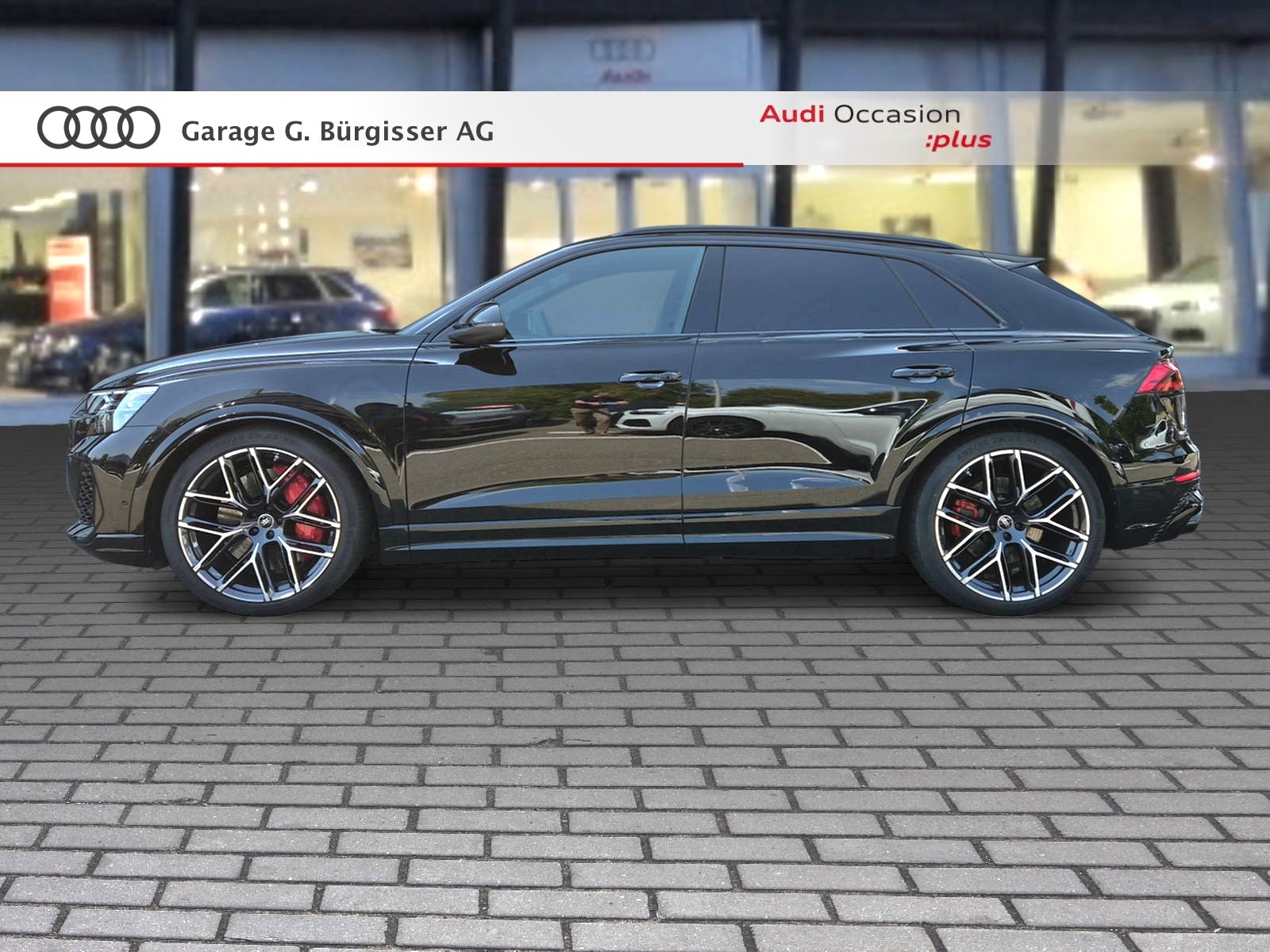 AUDI RSQ8 quattro Mythosschwarz Metallic-image-2