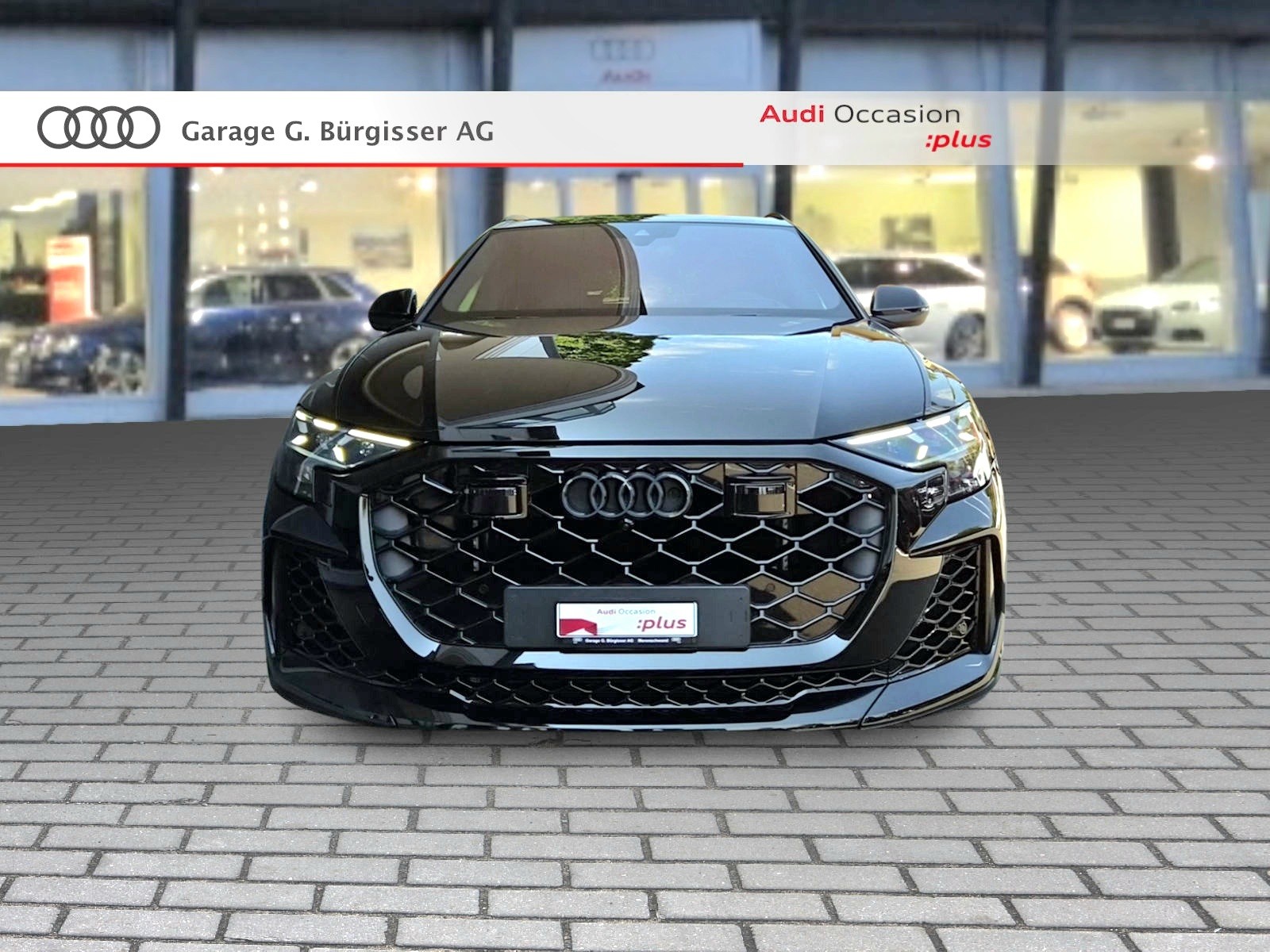 AUDI RSQ8 quattro Mythosschwarz Metallic-image-1