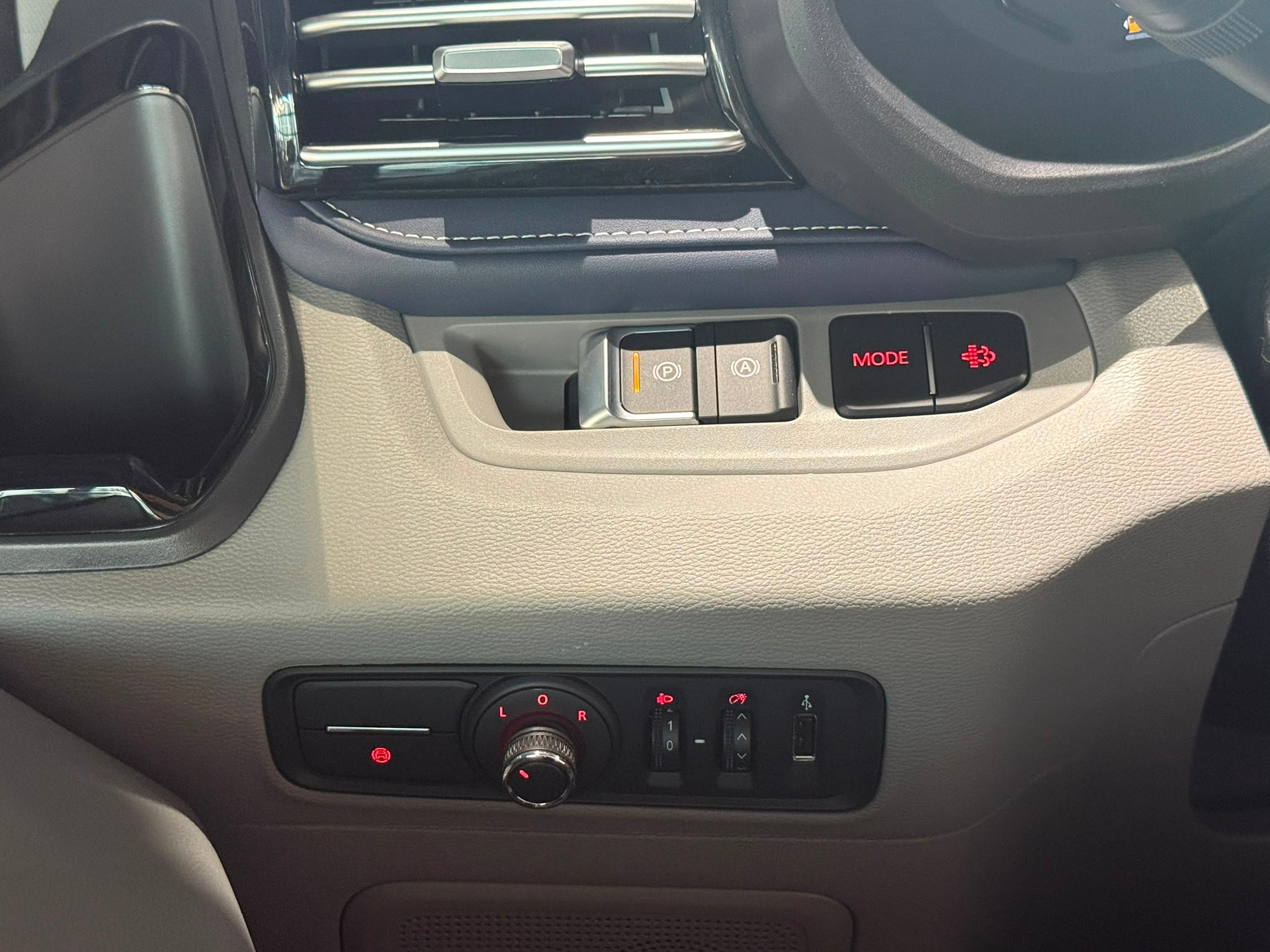 MAXUS Deliver 7 2.0D L1-image-26