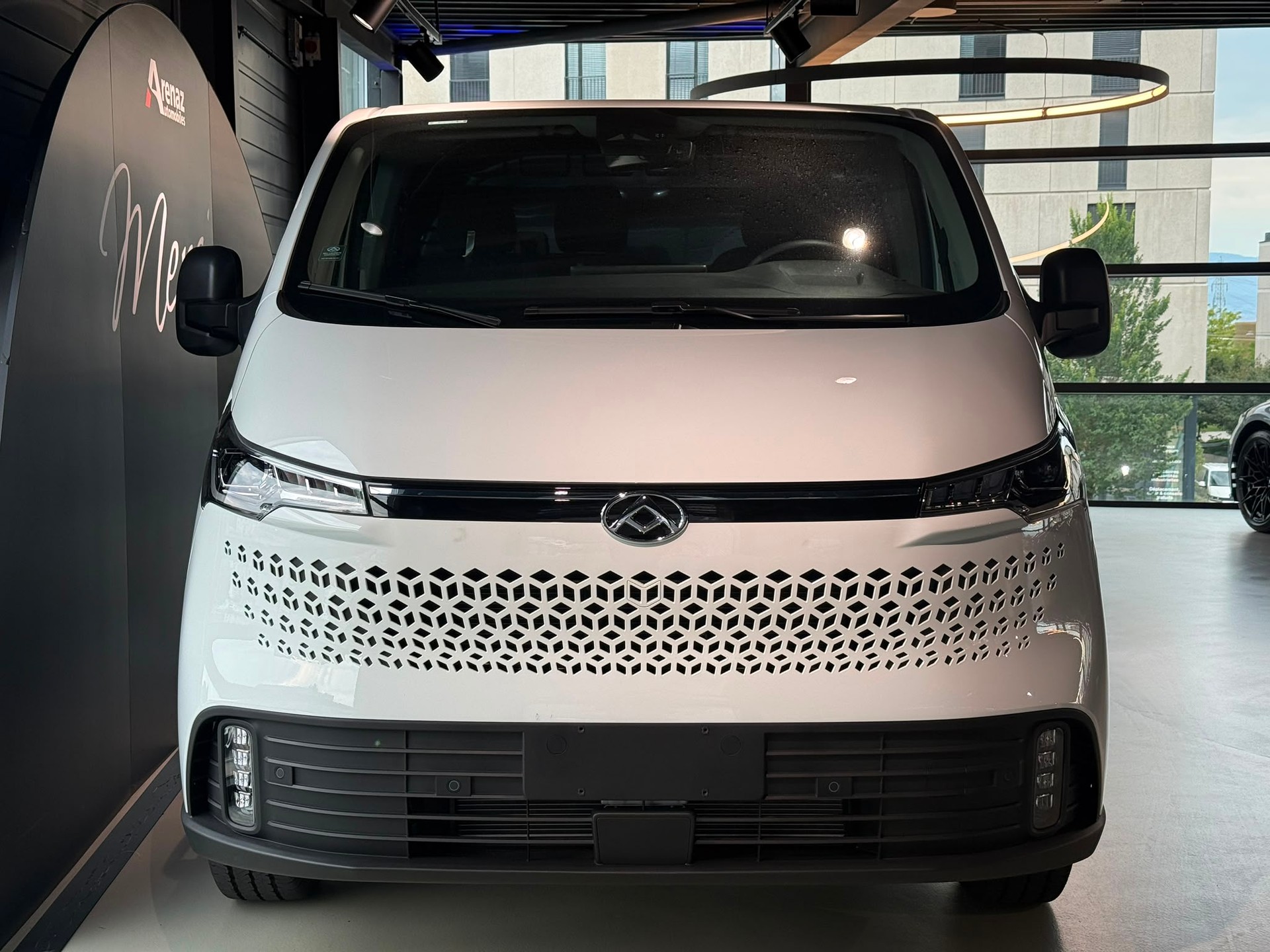 MAXUS Deliver 7 2.0D L1-image-1