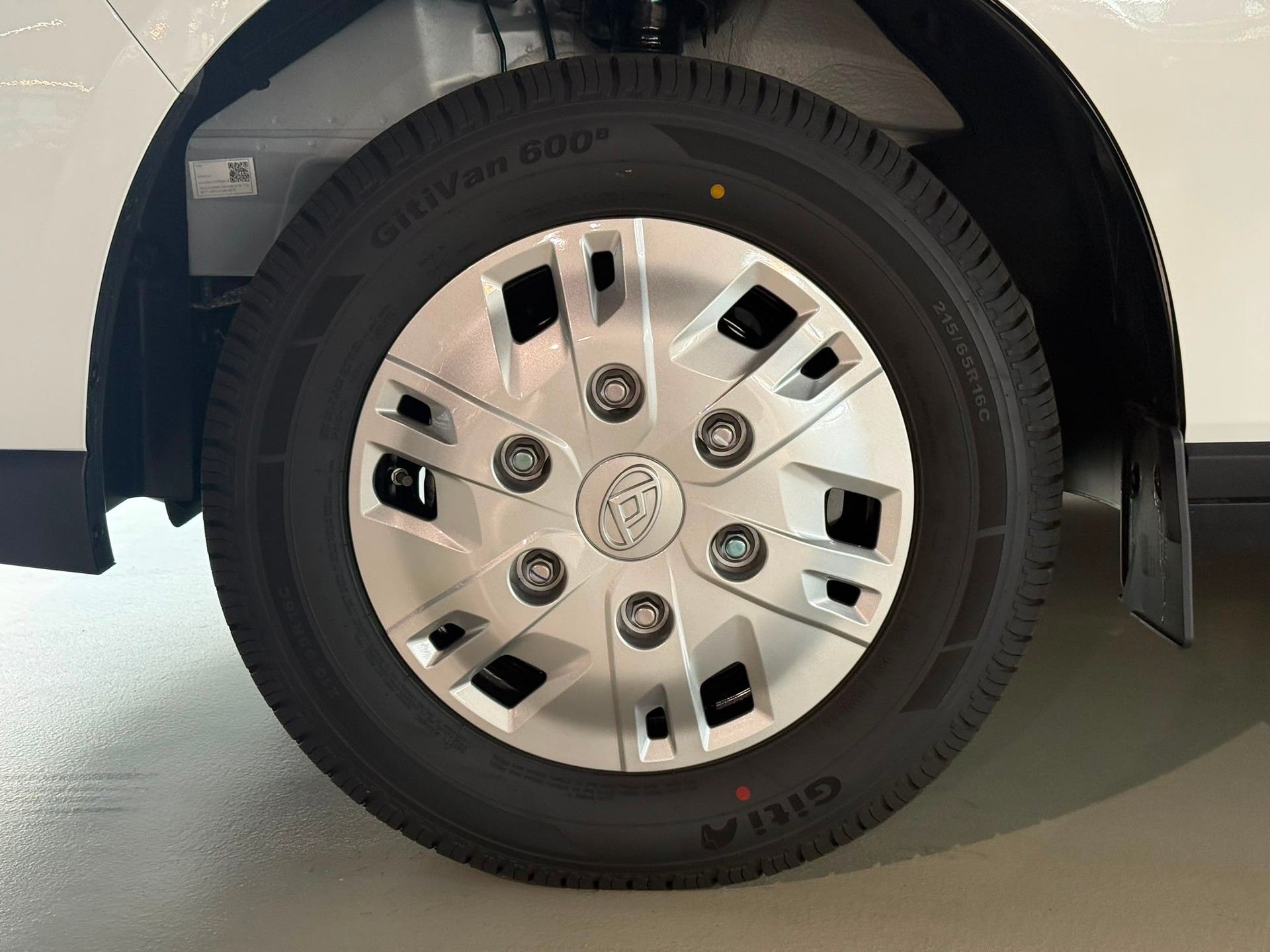 MAXUS Deliver 7 2.0D L1-image-32