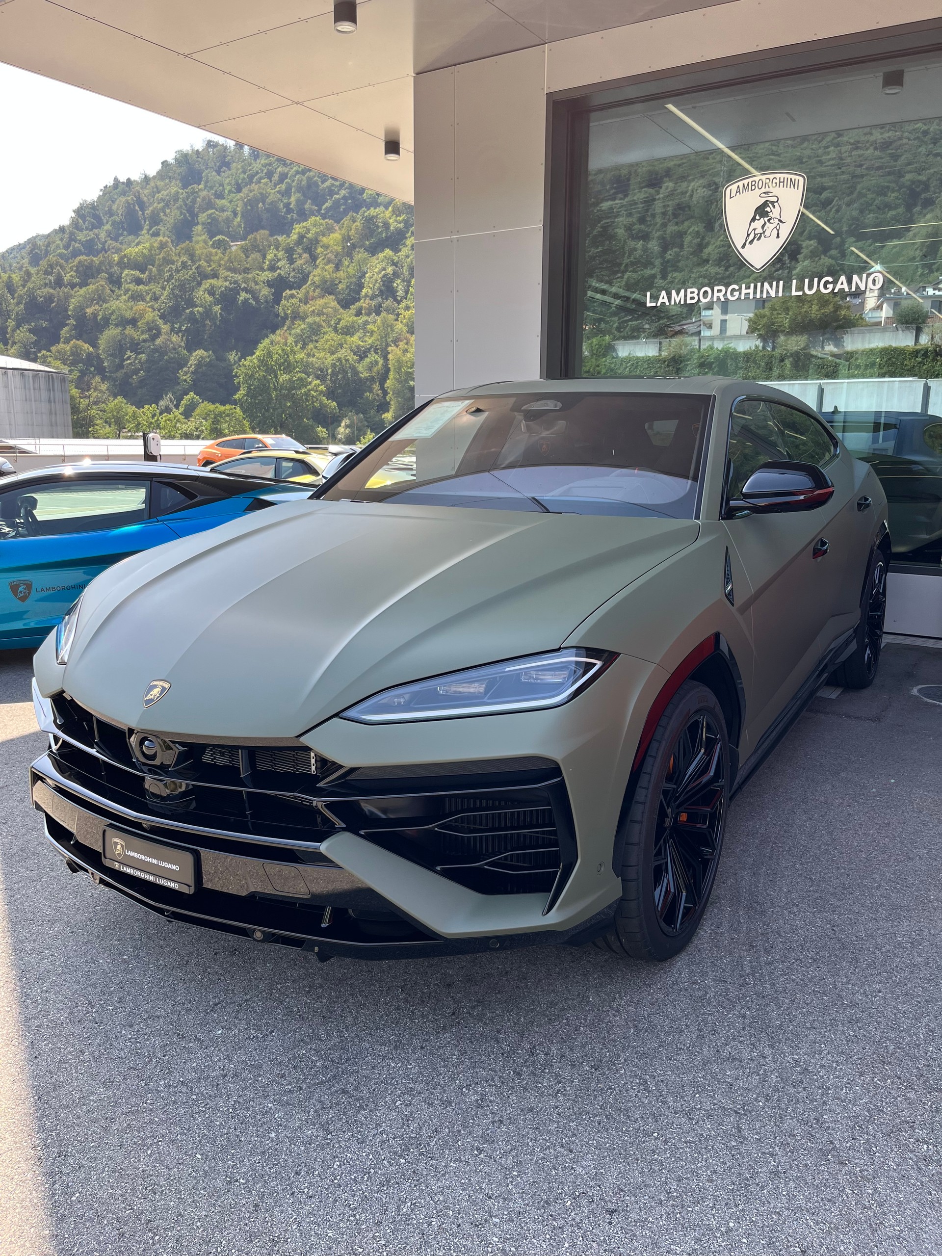 LAMBORGHINI Urus SE MY26 Lamborghini Lugano-image-1