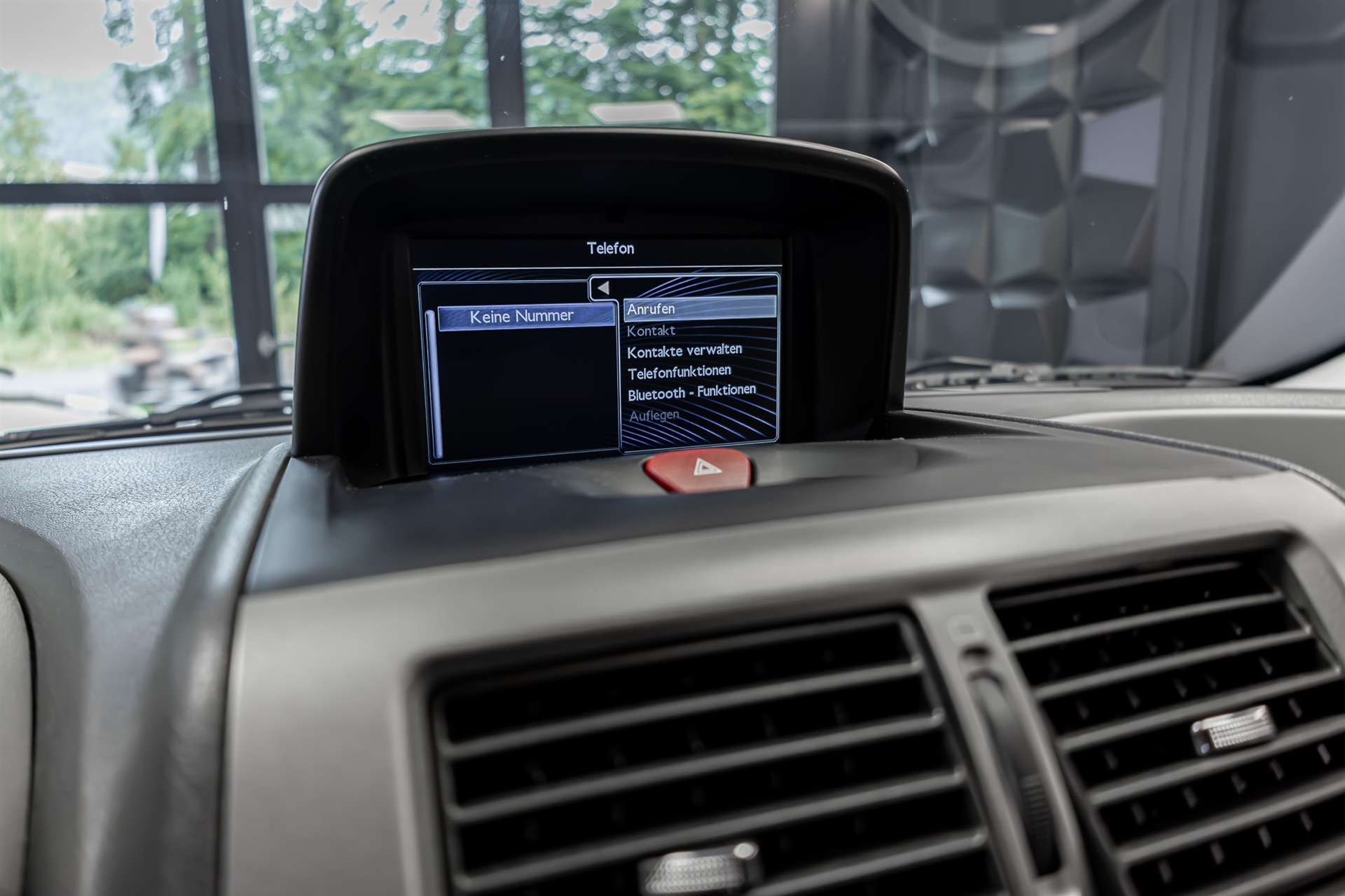 PEUGEOT Expert Tepee 2.0 HDi A Allure L2-image-13