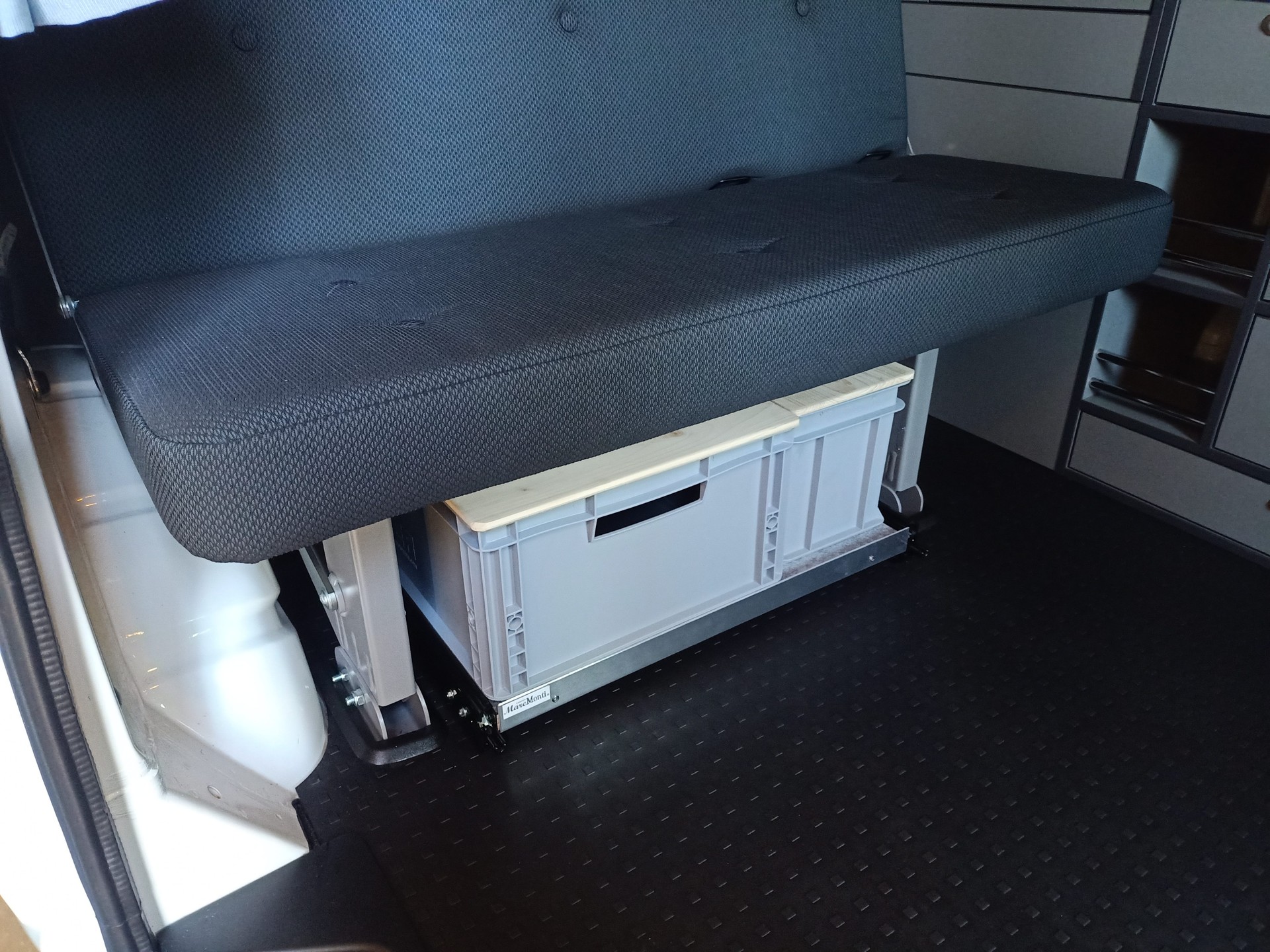 VW T6 2.0 TDI MareMonti COMFORT Camper 5Sitze-image-22