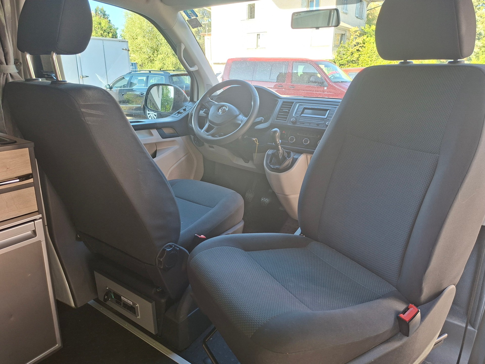VW T6 2.0 TDI MareMonti COMFORT Camper 5Sitze-image-7